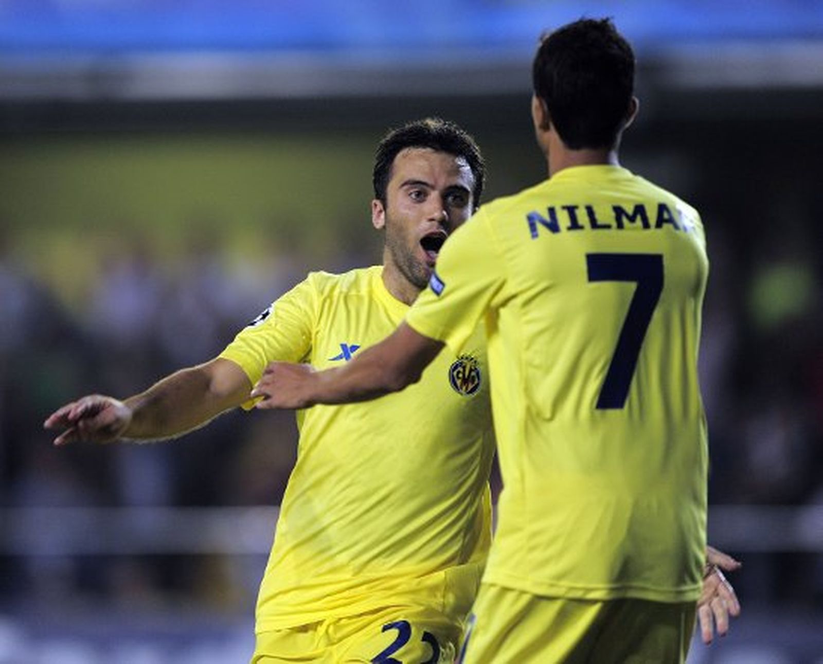 Rossi se lesiona y deja al Villarreal sin delanteros