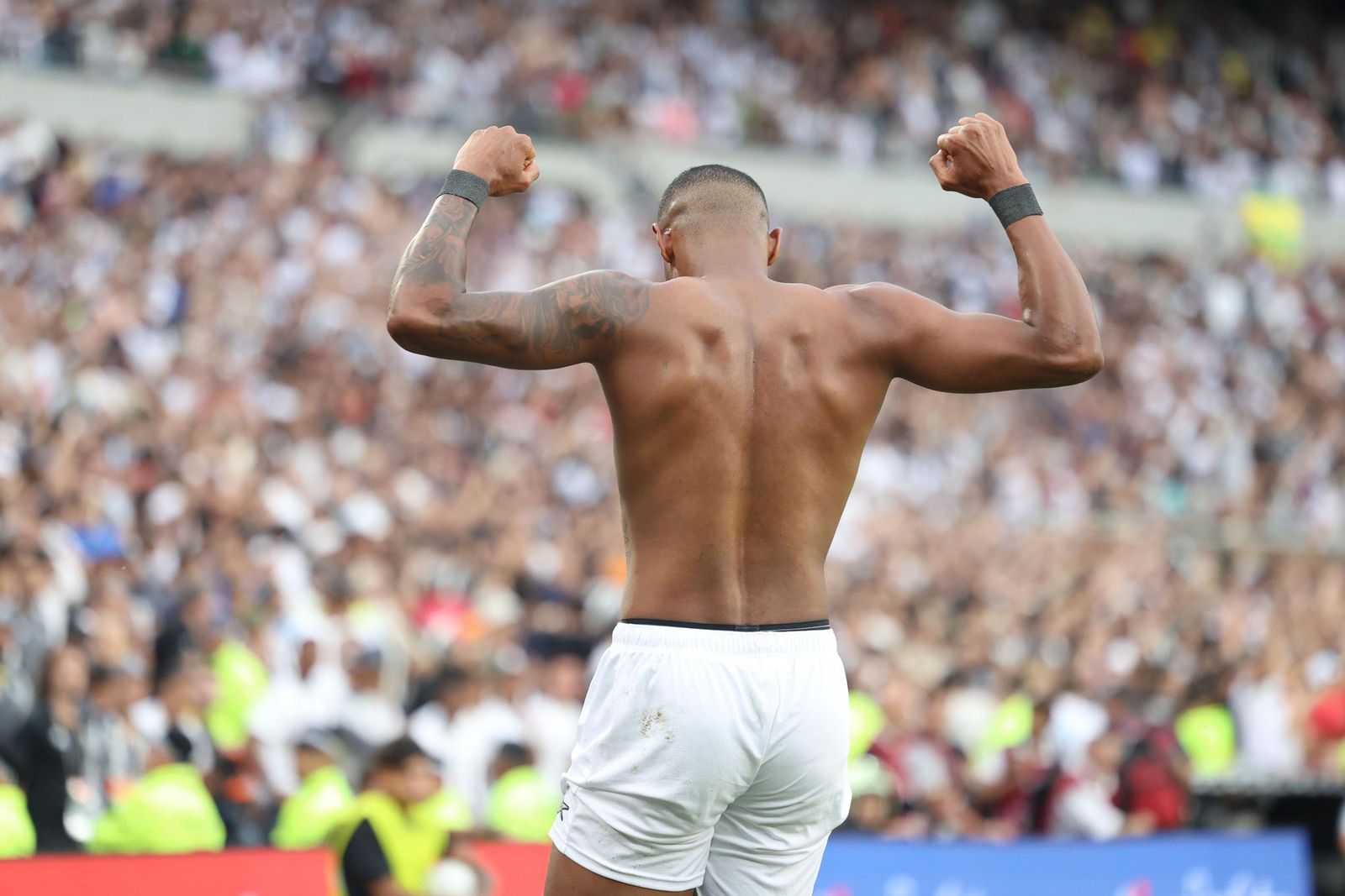 Las fotos de una final de la Libertadores histórica; Botafogo, campeón con 10, ante Atlético Mineiro