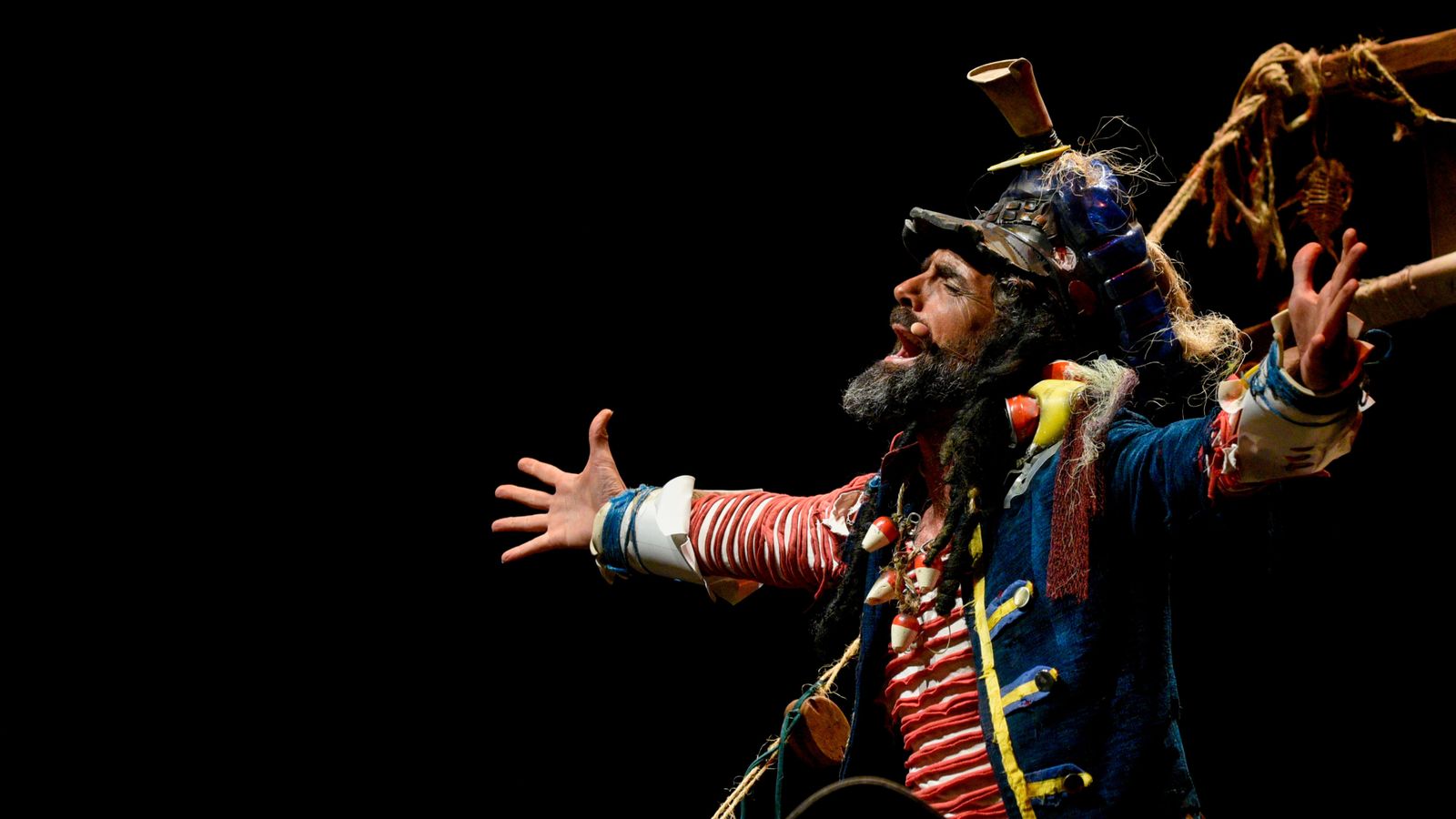 Las fotos de Jesús Bienvienido con 'El Balsero' en el Teatro Paseo La Velada