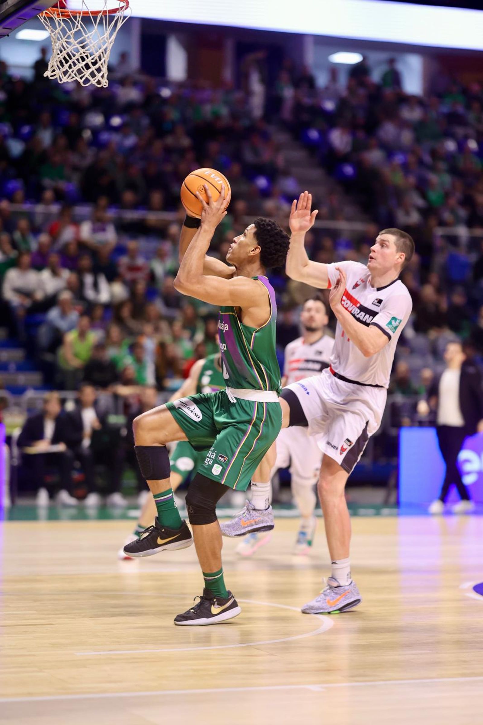 El Unicaja-Covirán Granada, en fotos