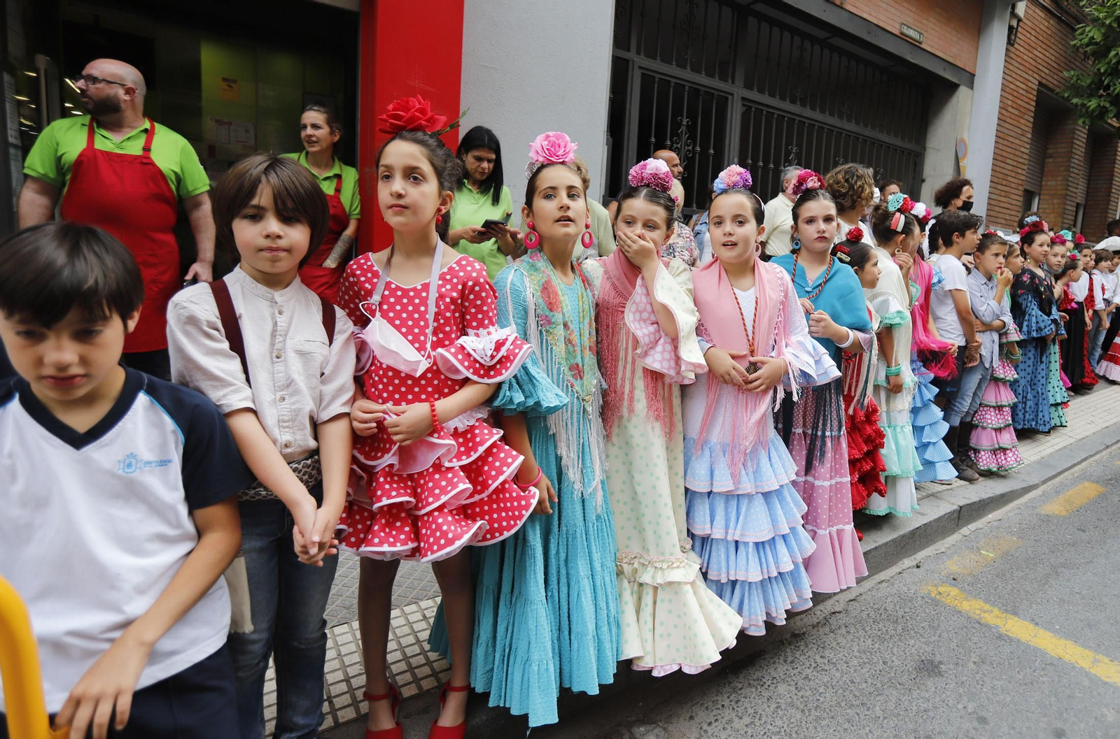Imágenes de Emigrantes a su paso por el colegio Santo Ángel