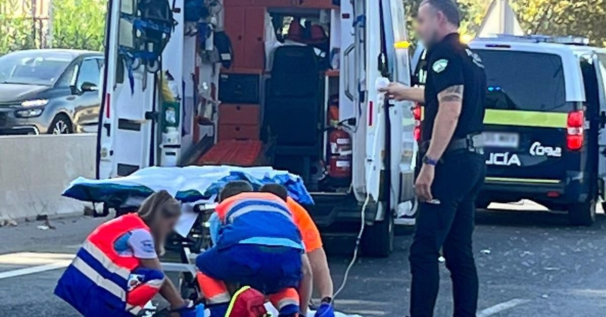 Herida una mujer que circulaba en patinete tras ser atropellada por un ...