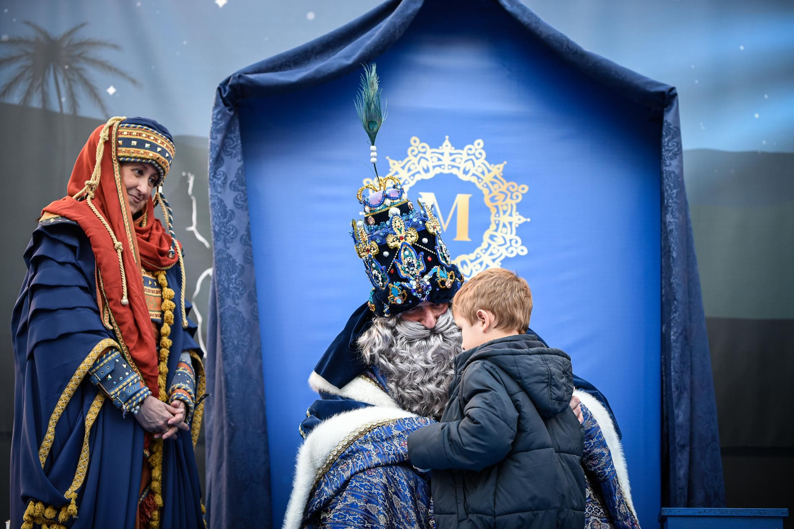 Imágenes de la entrega de cartas a SSMM Los Reyes Magos en el Ayuntamiento