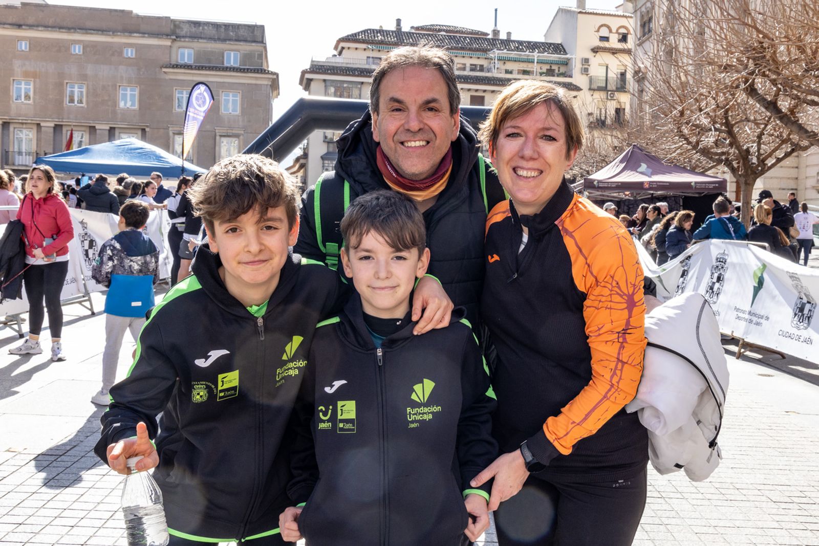 En imágenes: deporte y solidaridad se dan la mano en la VI Carrera-Caminata de la Hermandad de la Buena Muerte (2)