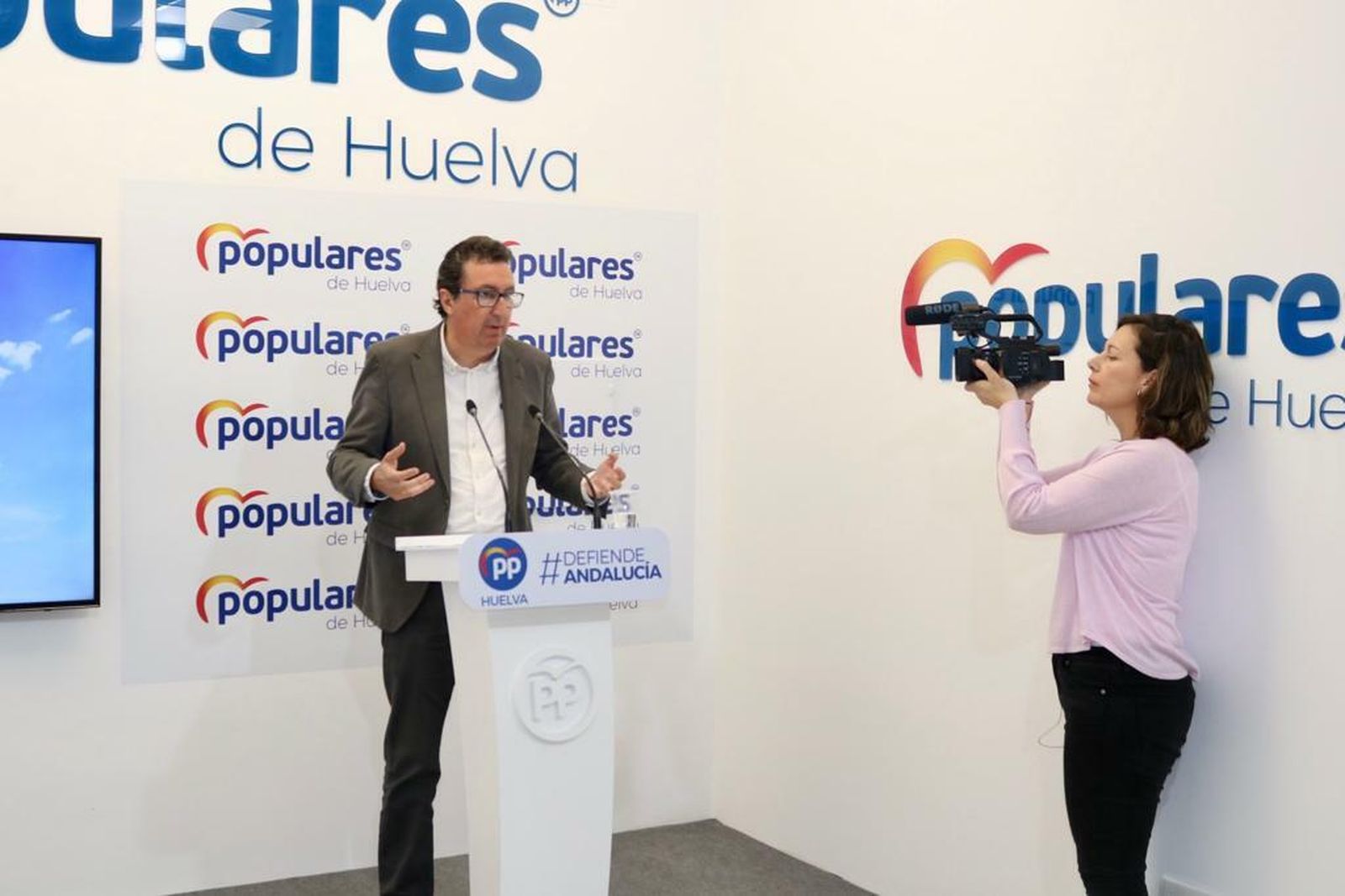 El presidente provincial del PP, Manuel Andrés González, esta mañana.