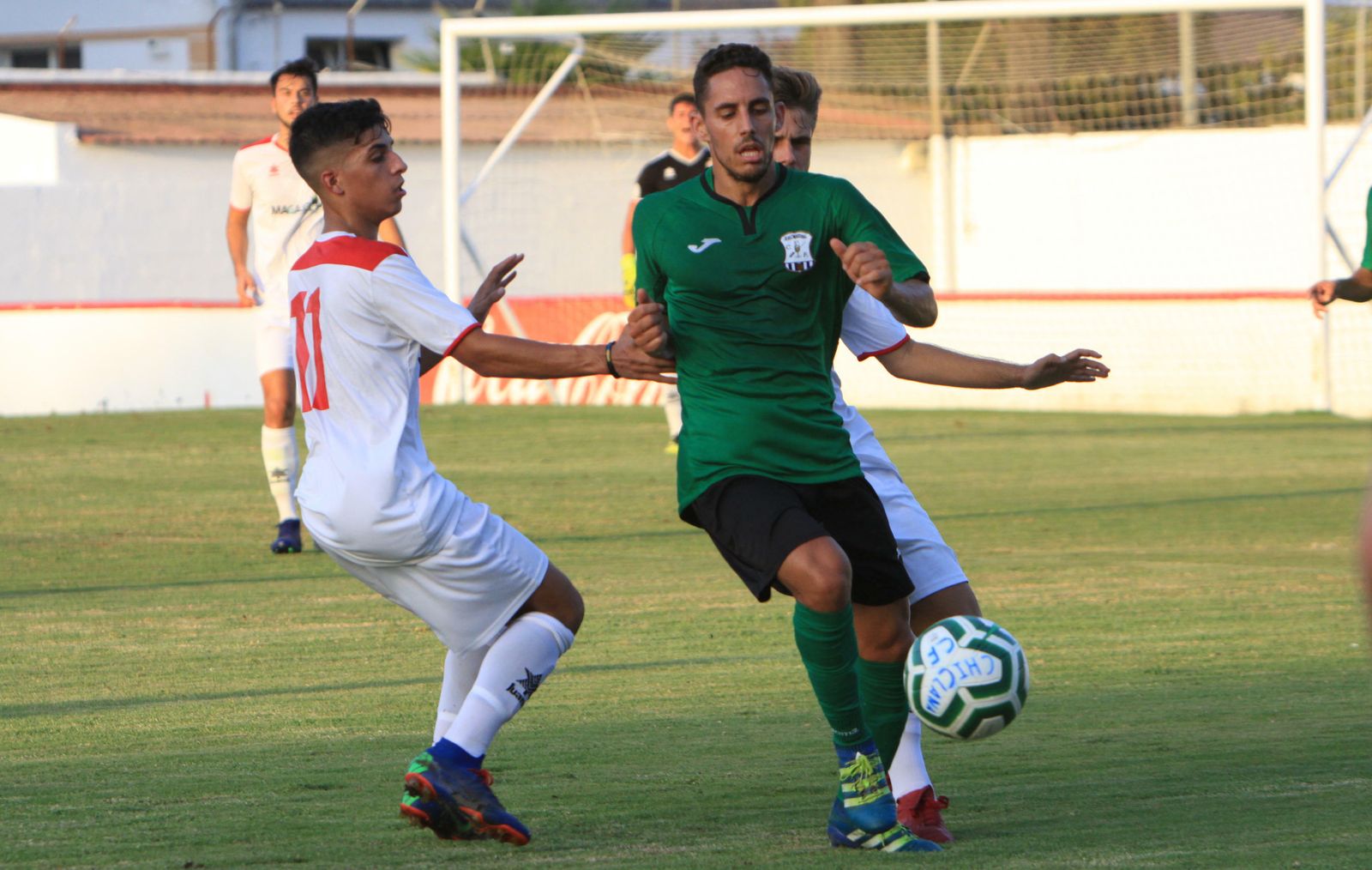 Caballero fue el autor del primer gol del Industrial en Chiclana.