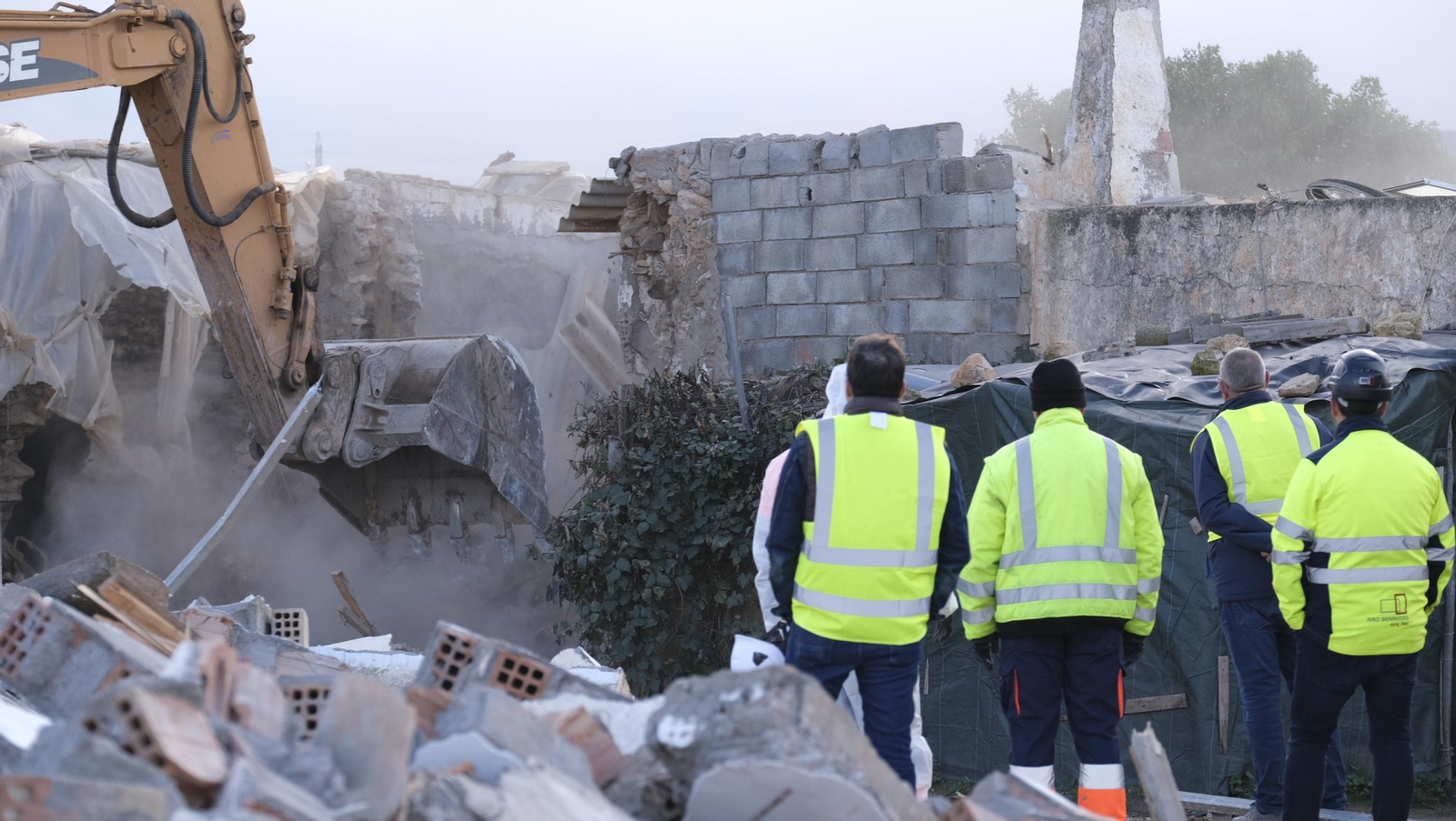 Imágenes del desalojo del asentamiento chabolista 'El Walili', en Níjar