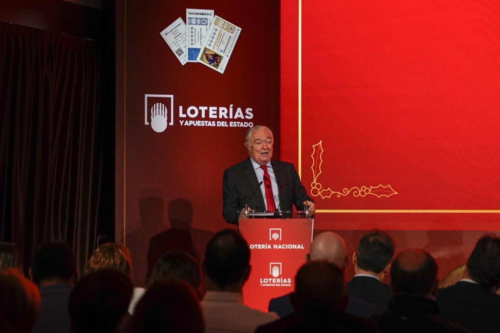El presidente de Loterías y Apuestas del Estado, Jesús Huerta, presenta la campaña de la Lotería de Navidad 2022. El presidente de Loterías y Apuestas del Estado, Jesús Huerta, presenta la campaña de la Lotería de Navidad 2022.