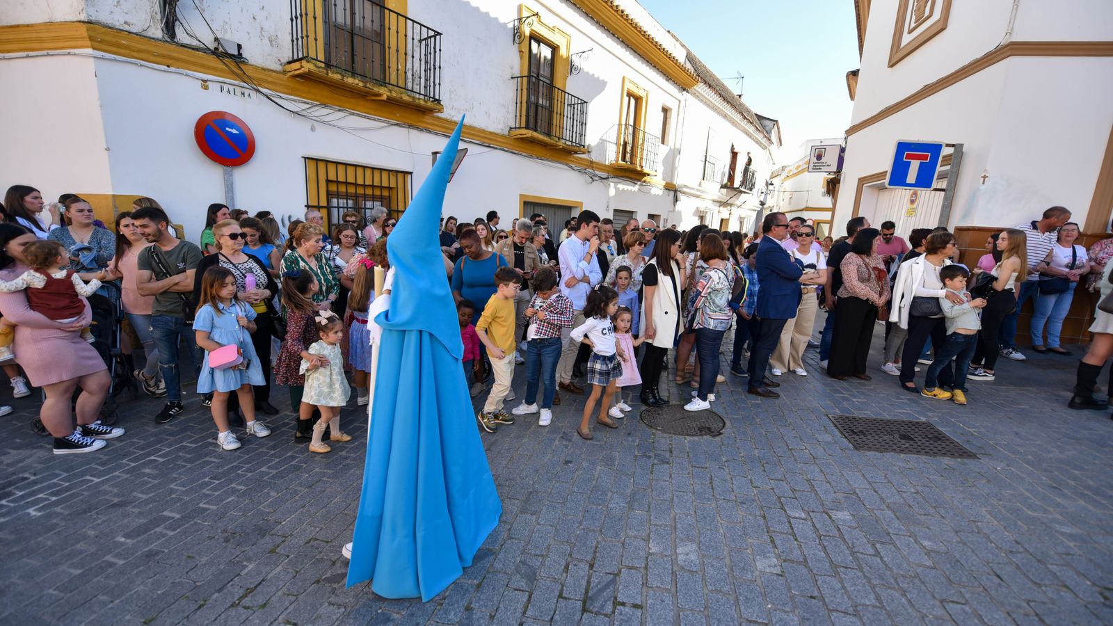 Fotos del Domingo de Ramos en Los Barrios: Borriquita y María Santisima de la Estrella
