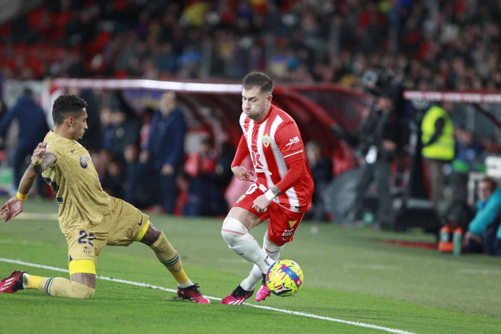 Imágenes de la victoria de la U.D. Almería ante el F.C. Barcelona