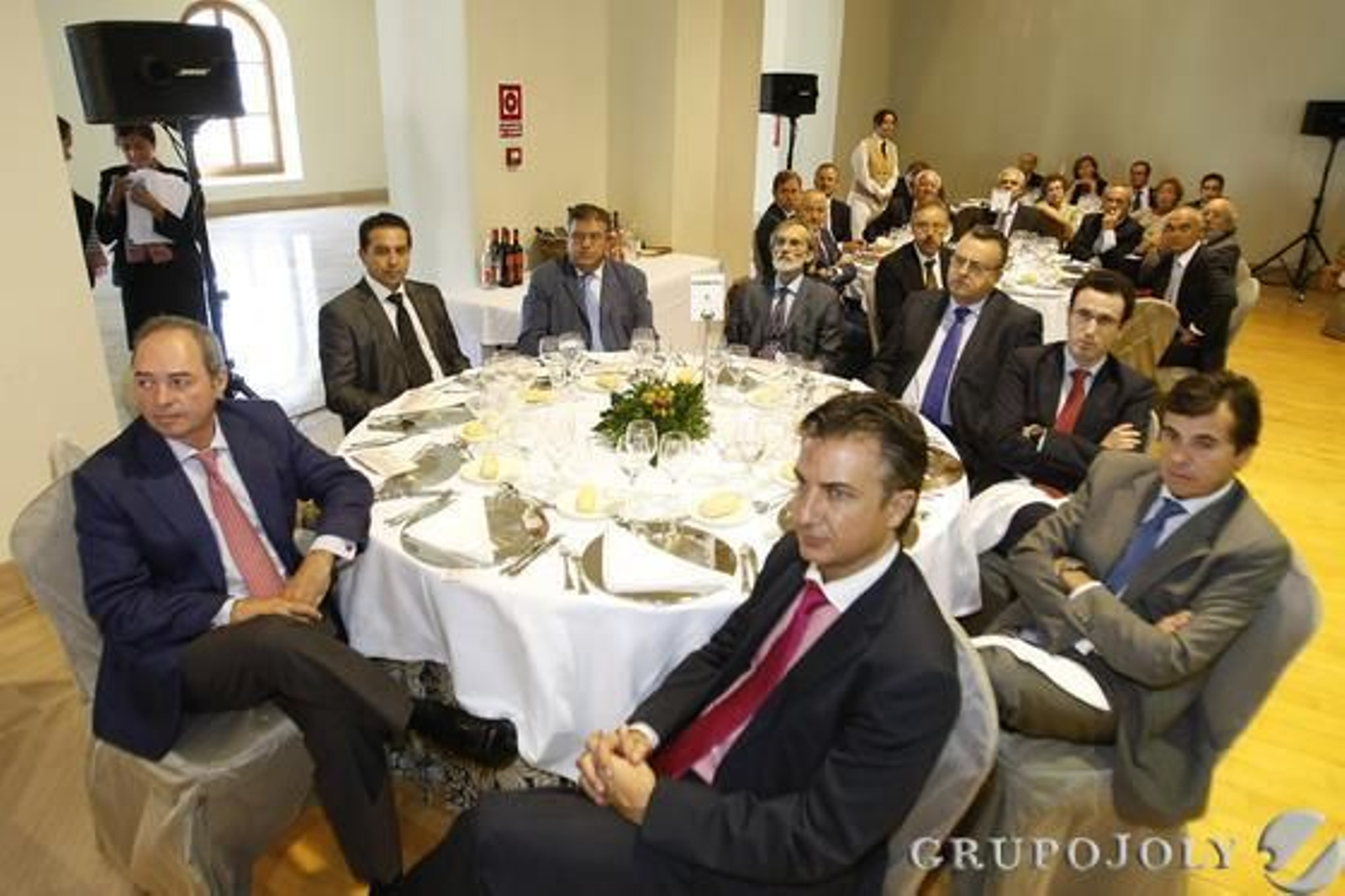 José Ferradans, Juan Carlos Jiménez, José Frontado, Federico Pérez Peralta, Ángel Gavino, Francisco Perujo, Pedro Ochoa y Eduardo García del Mozo.

Foto: Julio Gonzalez-Joaquin Pino-Jose Braza