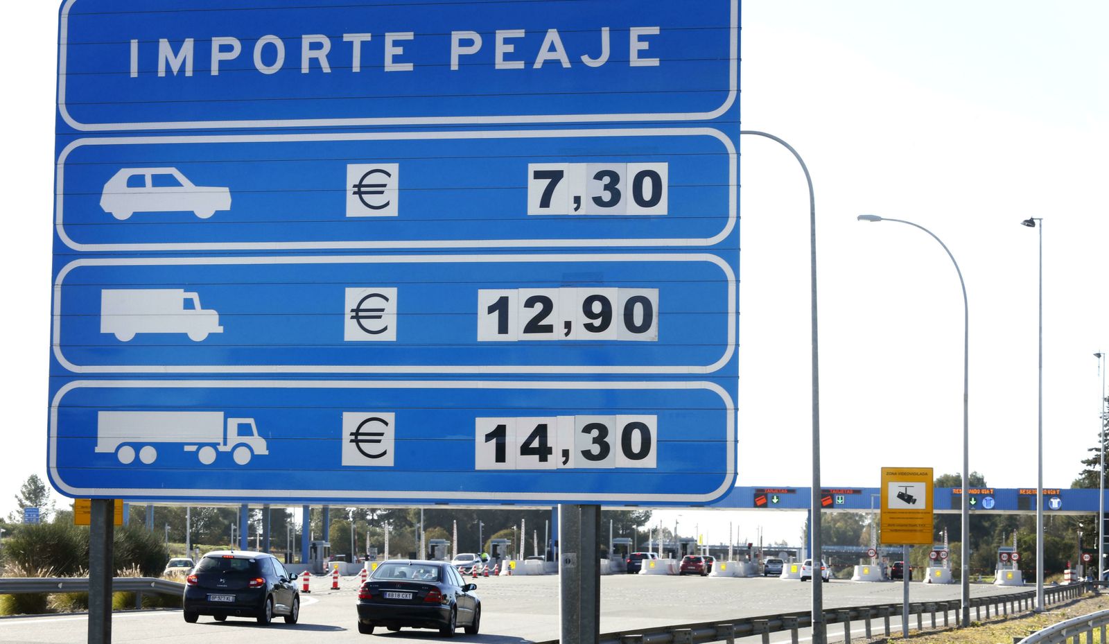 El peaje en la autopista de Cádiz a Sevilla