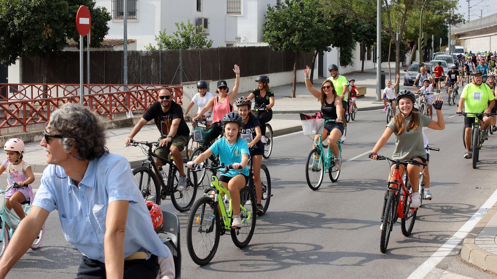 Búscate en el Día de la Bici Amistad por Jerez