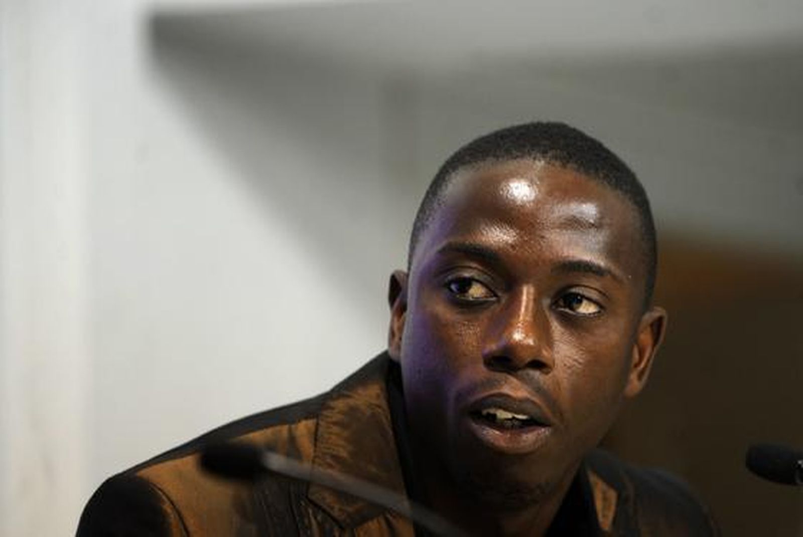 Dabo durante la rueda de prensa de su presentación como futbolista del Sevilla.  Foto: Antonio Pizarro/Agencias