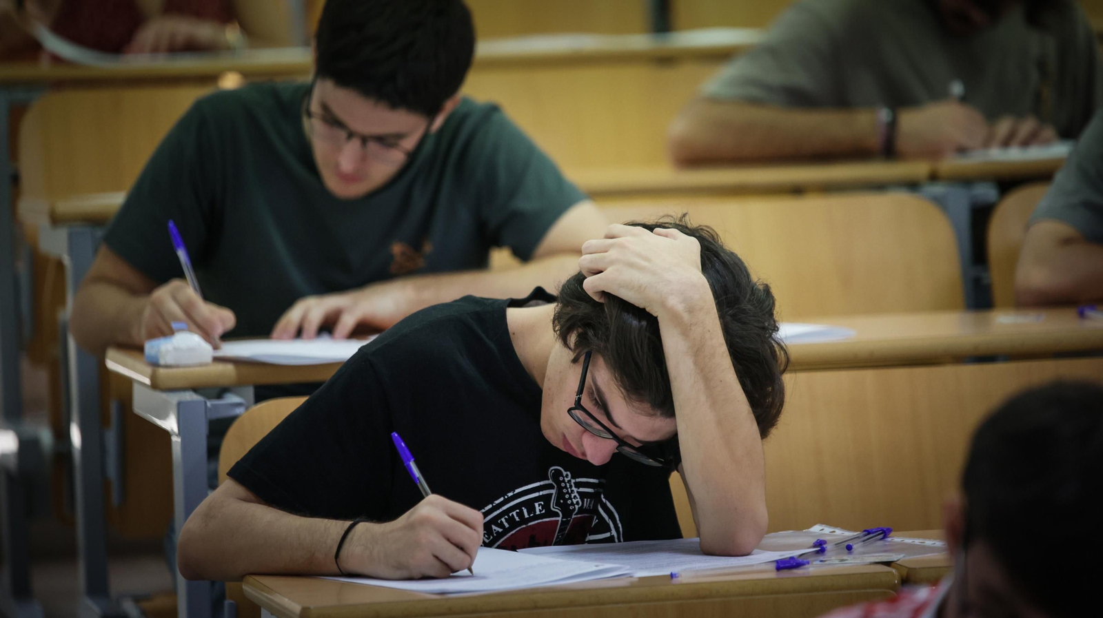 Imágenes de las pruebas de selectividad en el Campus de Jerez