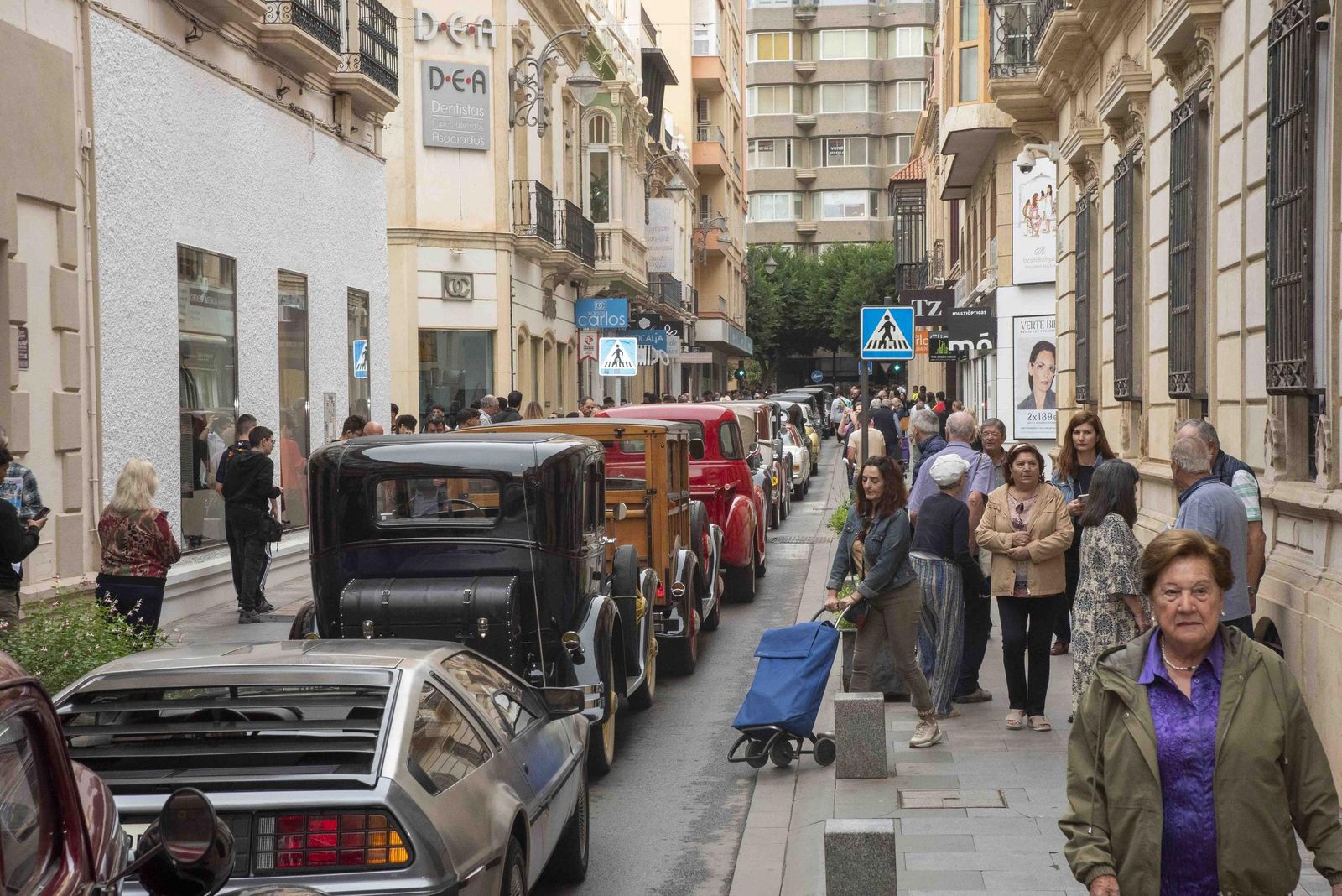Vehículos antiguos en Almería.