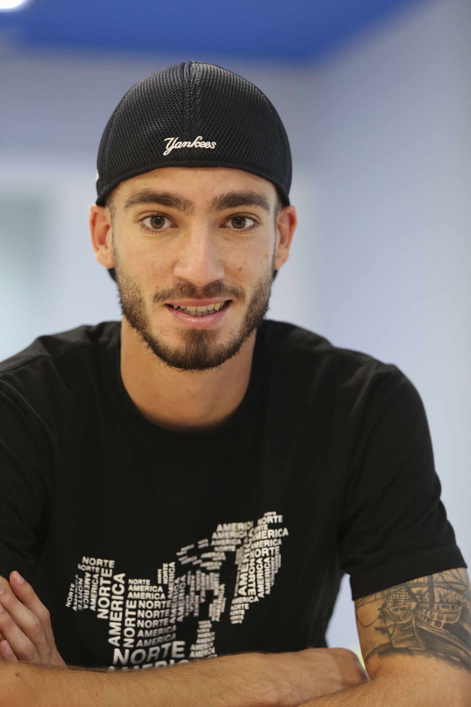 Las fotos de la entrevista a Mikel Villanueva