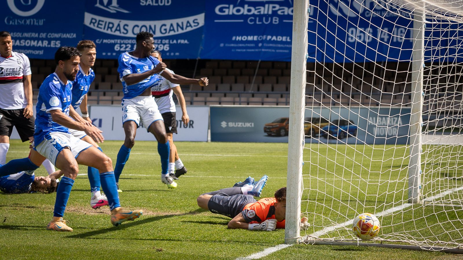 Las mejores fotos de la remontada de locura del Xerez DFC contra el Melilla