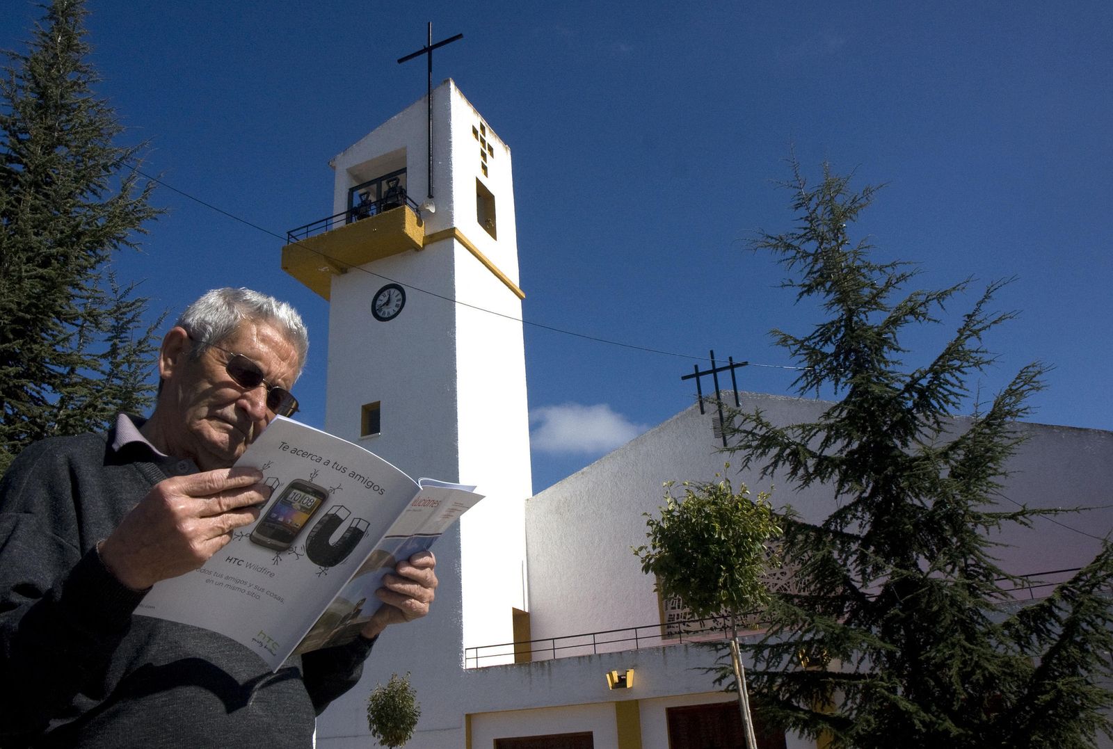 Imagen de archivo de la iglesia de Cuevas del Campo
