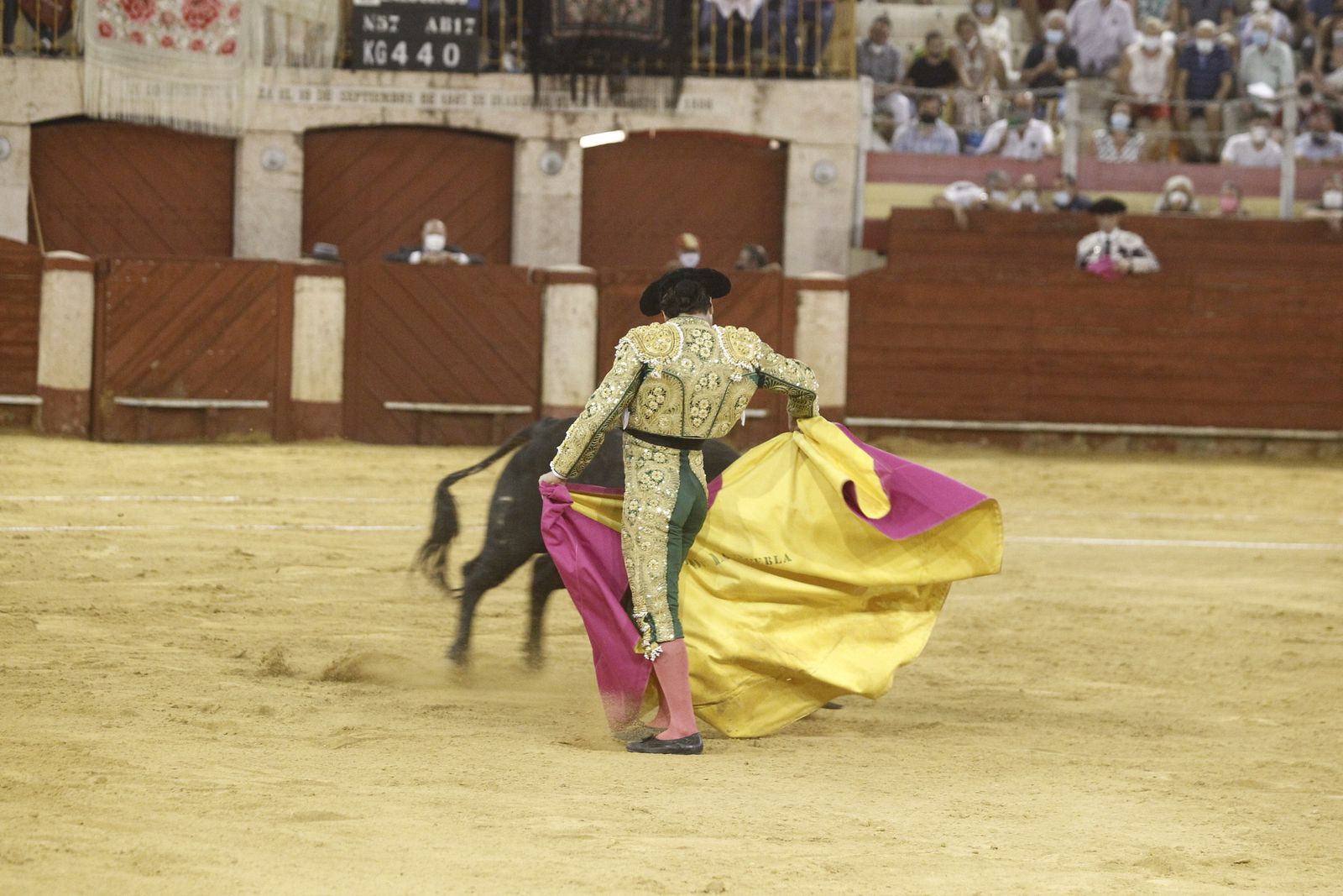 Fotogalería primera corrida de toros Feria de Almería