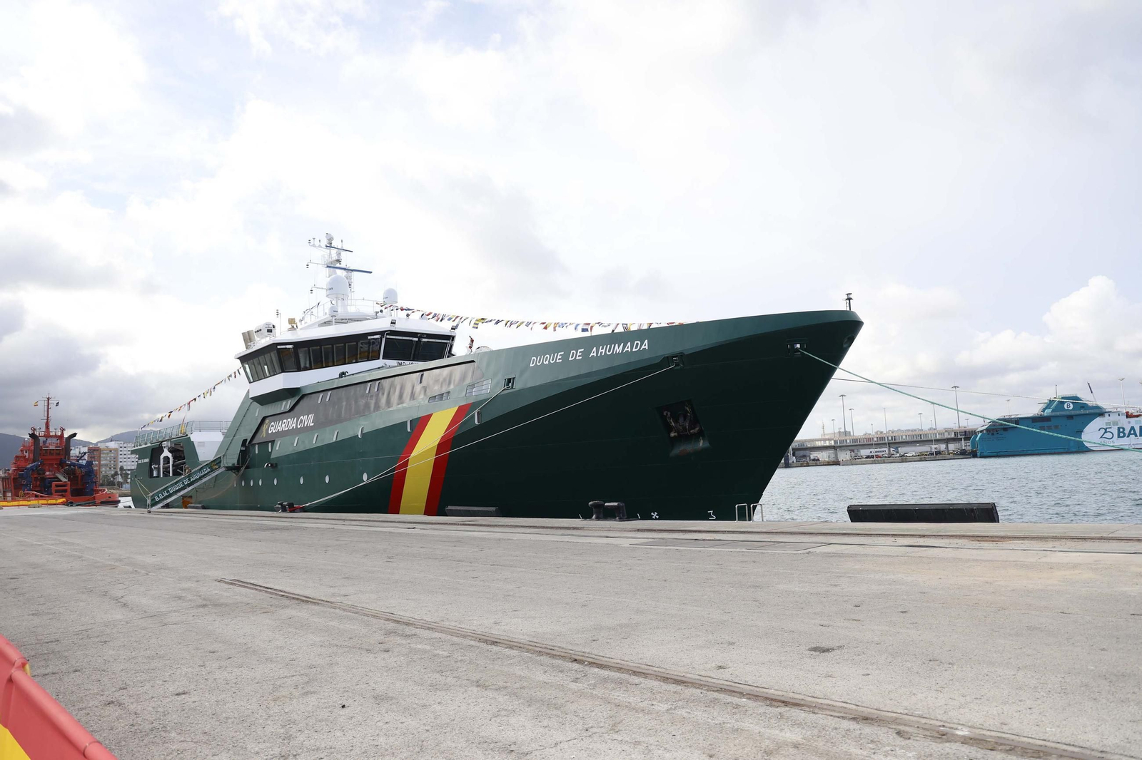 Fotos del nuevo patrullero de la Guardia Civil " Duque de Ahumada " en el Puerto de Algeciras