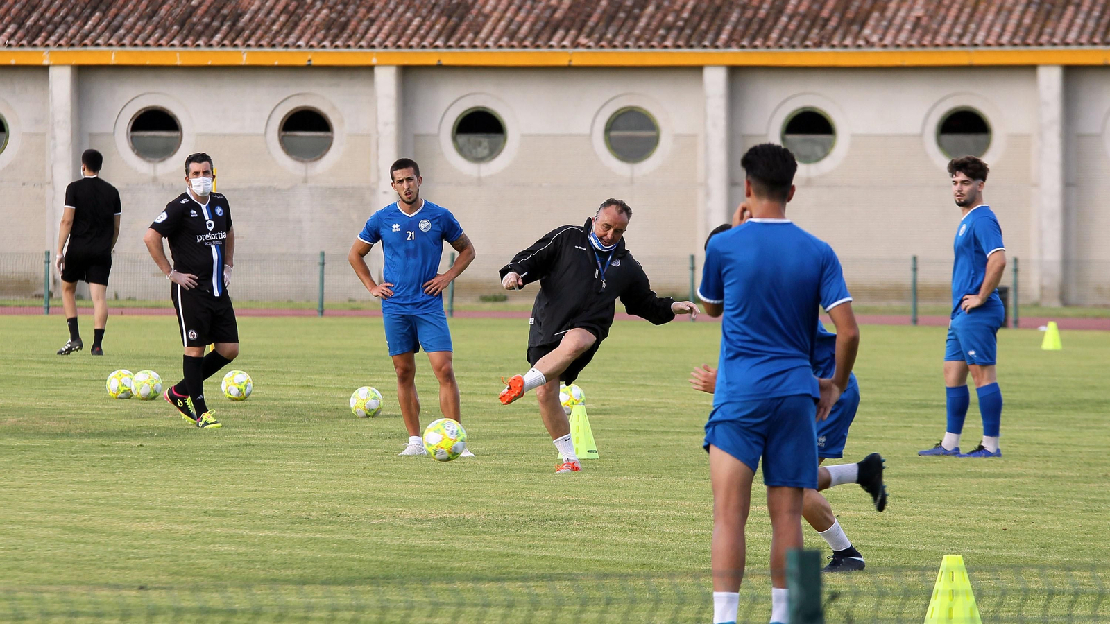 Primer entrenamiento del Xerez DFC en el Pepe Ravelo