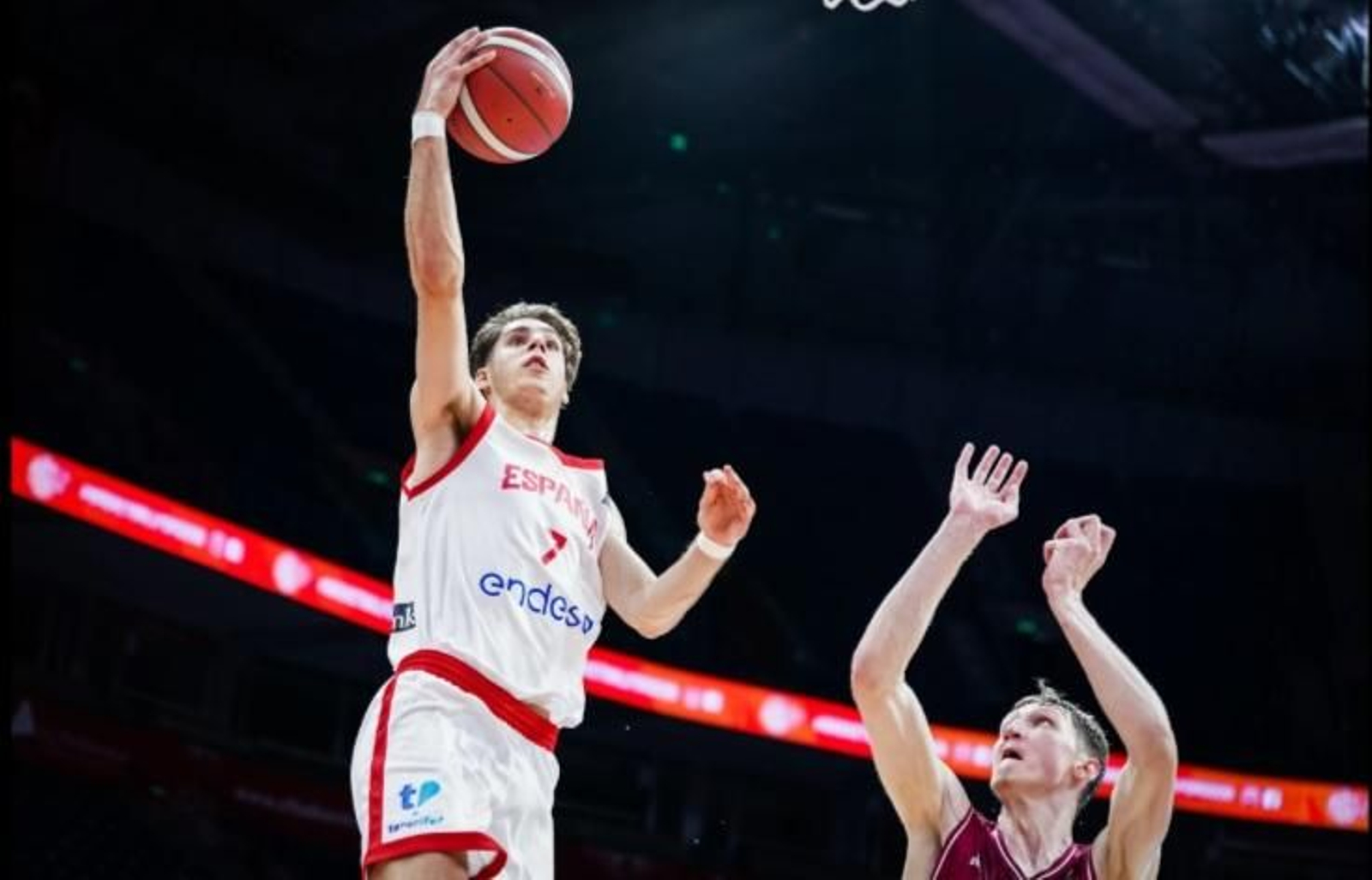 España sub 18 arrasa a Letonia (103-73) con buenos Del Pino y Rodríguez