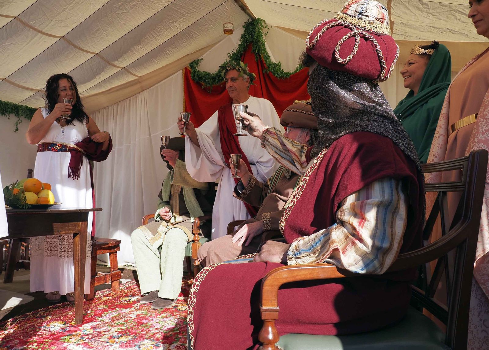 Las mejores imágenes de la recreación en Tharsis de la llegada del oro que llevarán los Reyes Magos a Belén