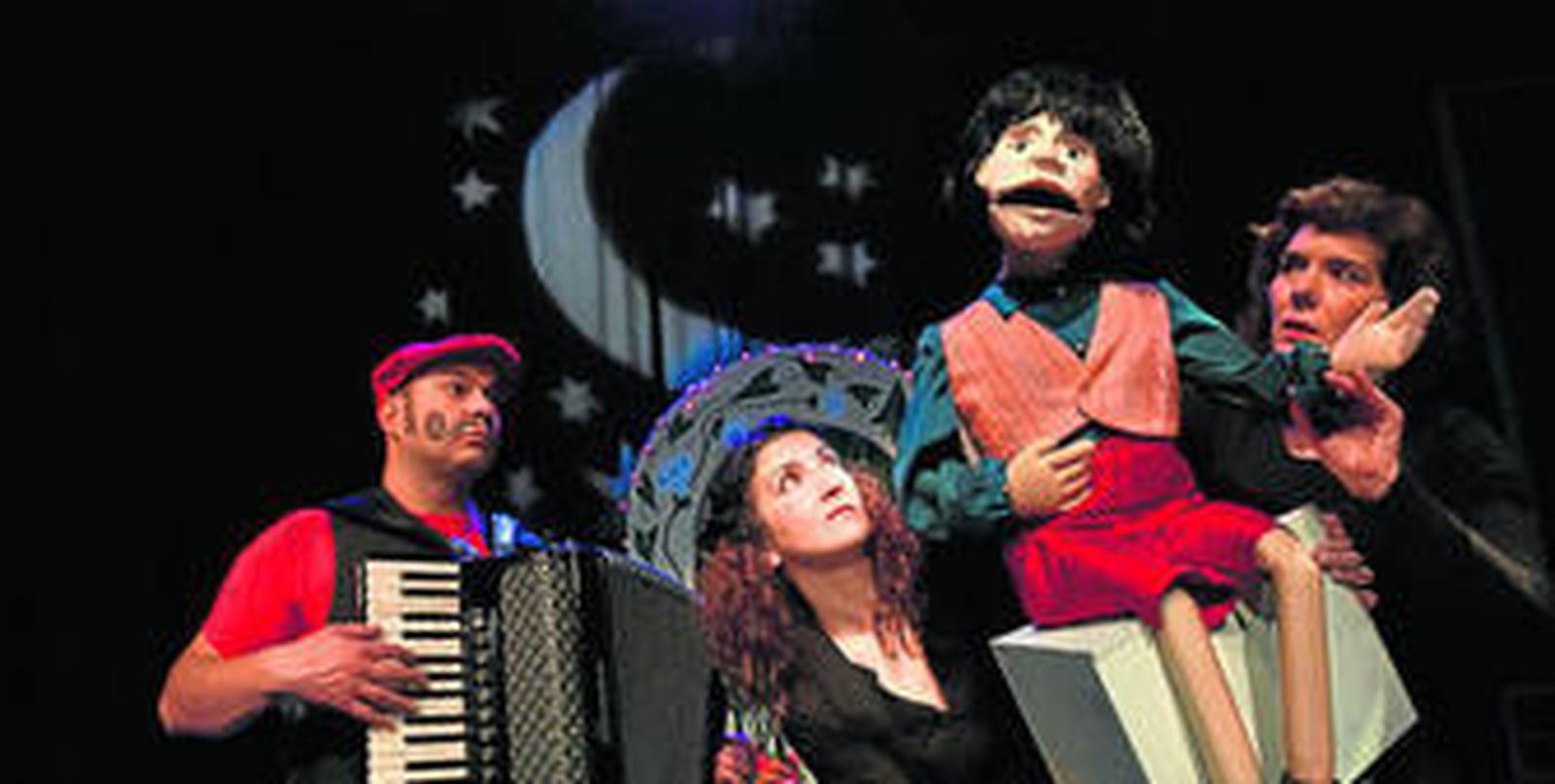 La Pájara Pinta presenta la obra 'El retabillo de la señá Rosita'.