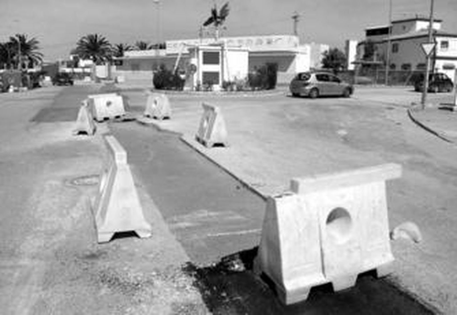 Tramo cercano a la rotonda de Los Gallos que está siendo objeto de los parcheos denunciados.