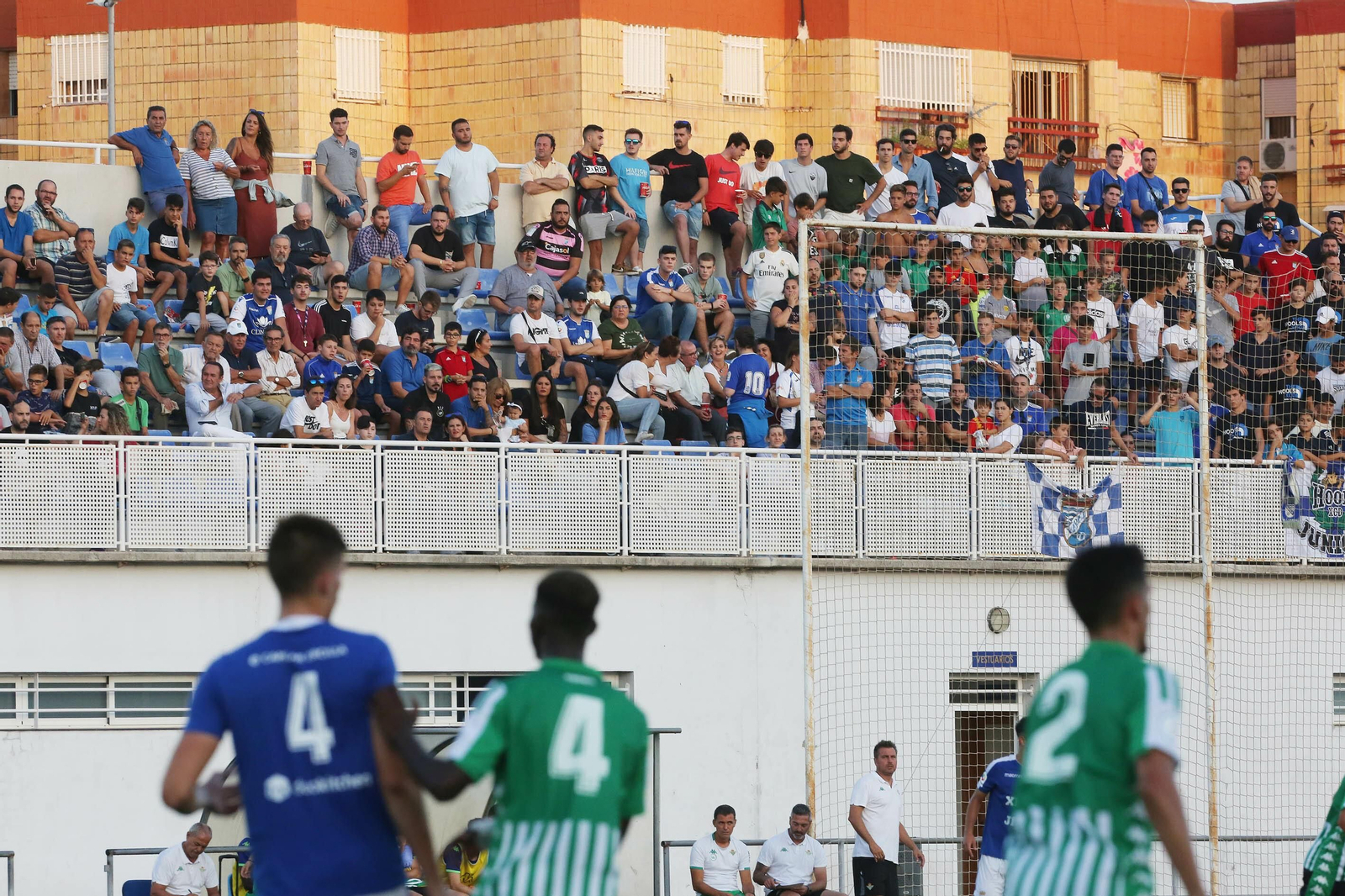 Los socios azulinos que quieran colaborar con el club podrán comprar entradas de la fila cero.