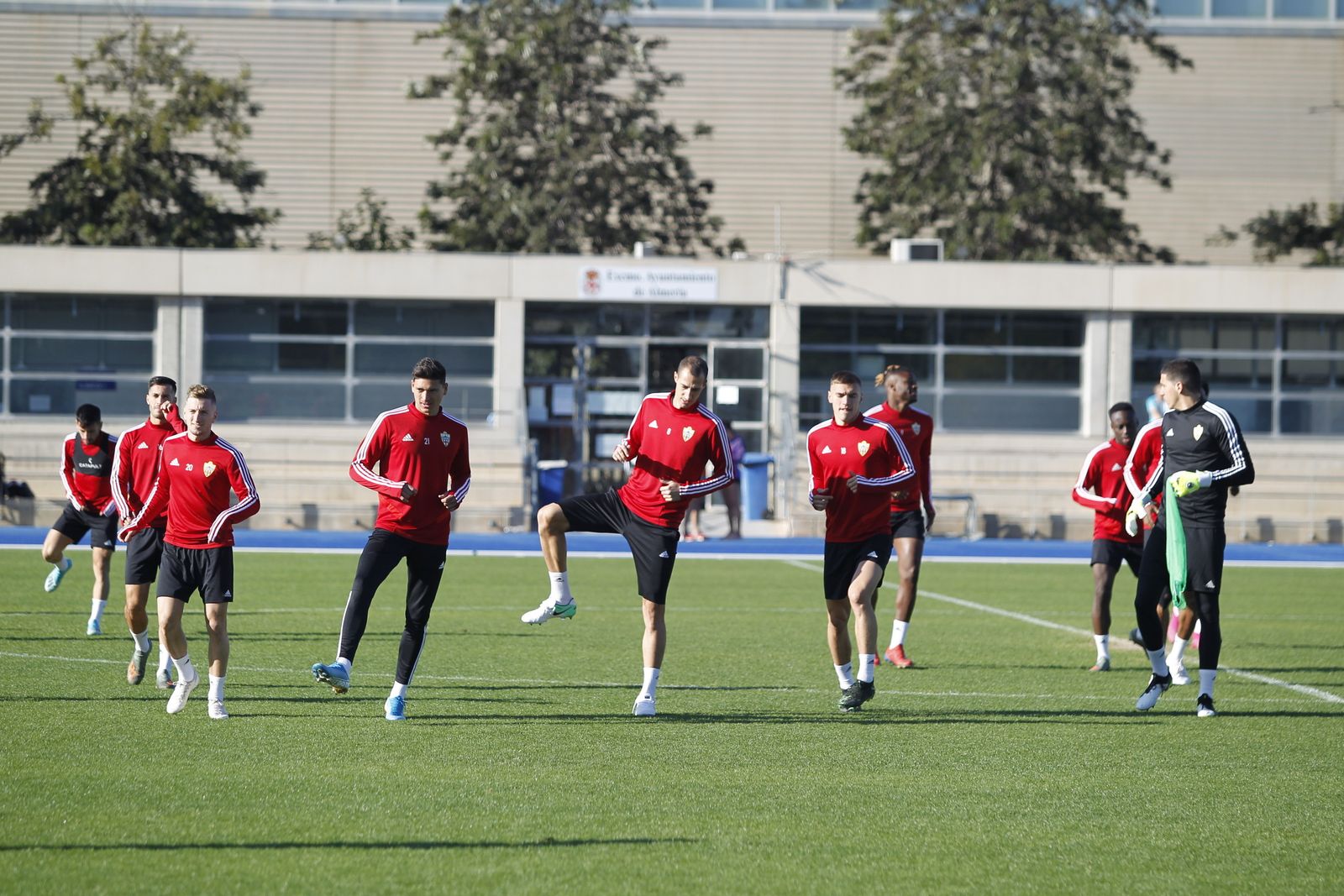 Fotogalería del entrenamiento del Almería previa al partido ante el Numancia