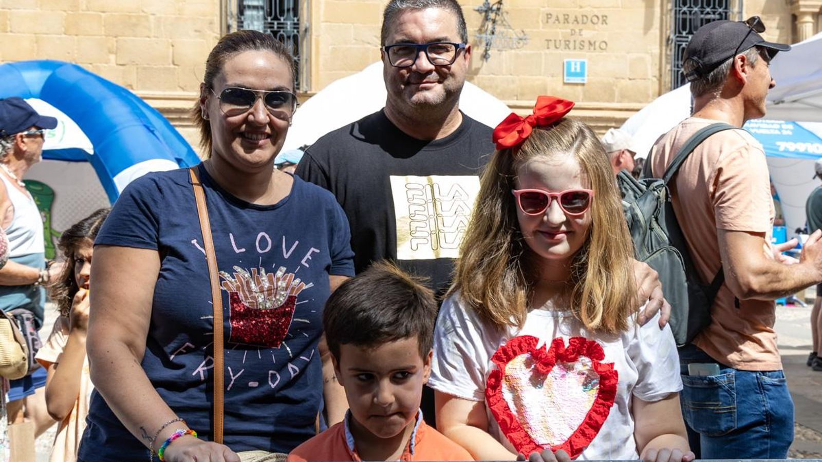 La salida de La Vuelta desde Úbeda, en imágenes