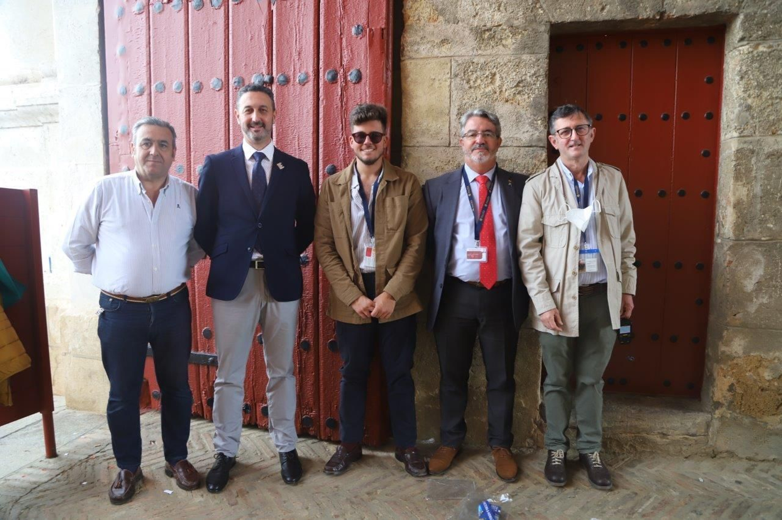 Las fotos de los famosos y autoridades en los toros el miércoles de Feria