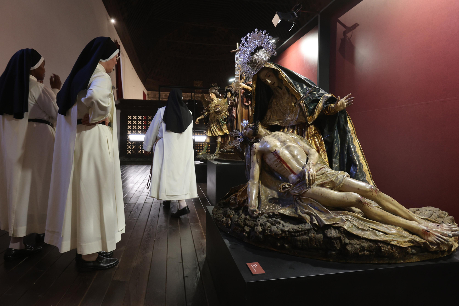 EXPOSICION EN EL CONVENTO DE MADRE DE DIOS