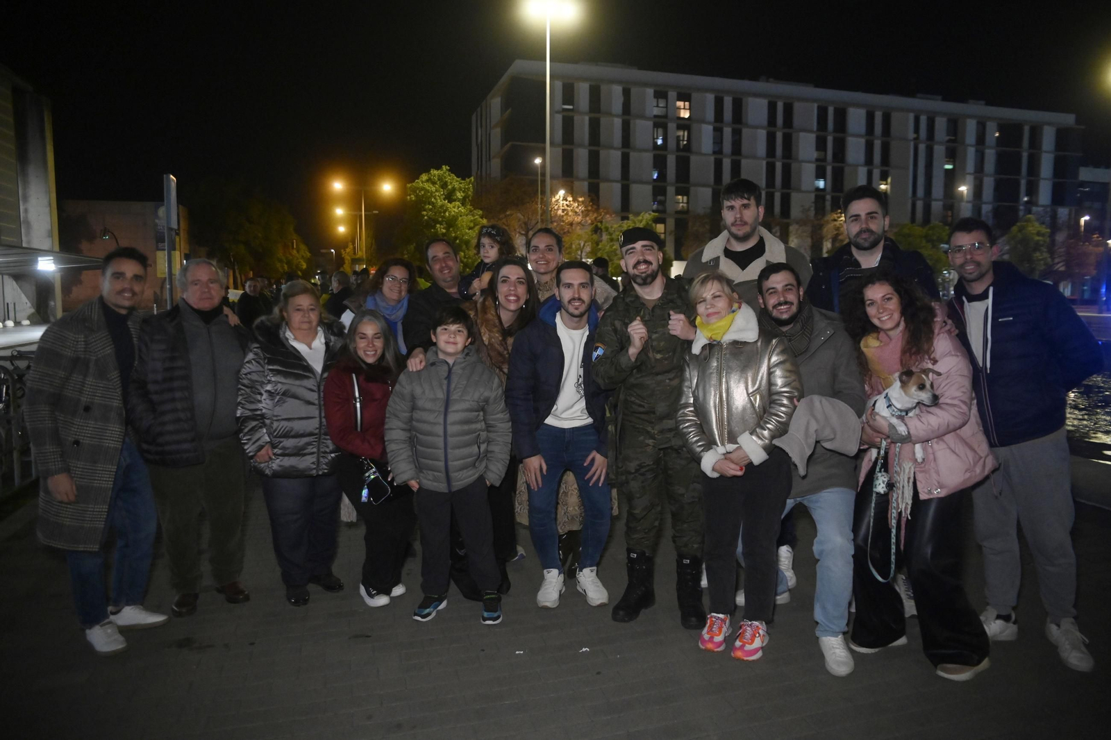 Emoción en la llegada a Córdoba de los soldados de la Brigada de Cerro Muriano desde Letonia