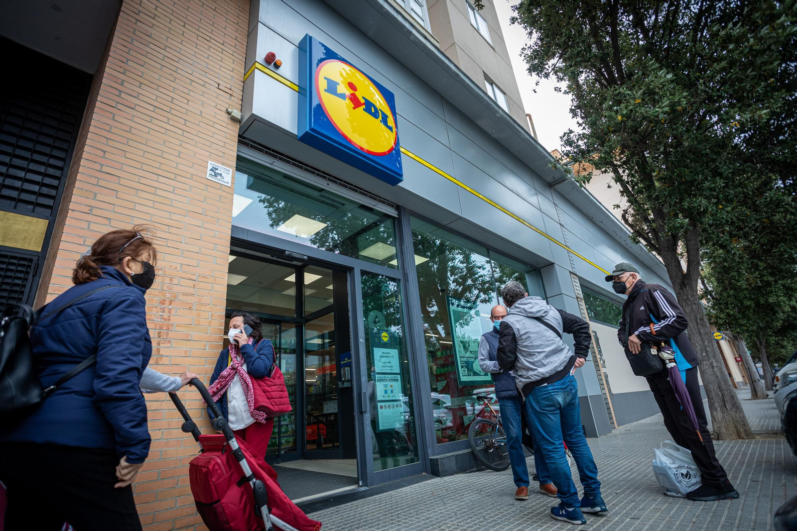 El supermercado Lidl, dinamizador económico de la zona.