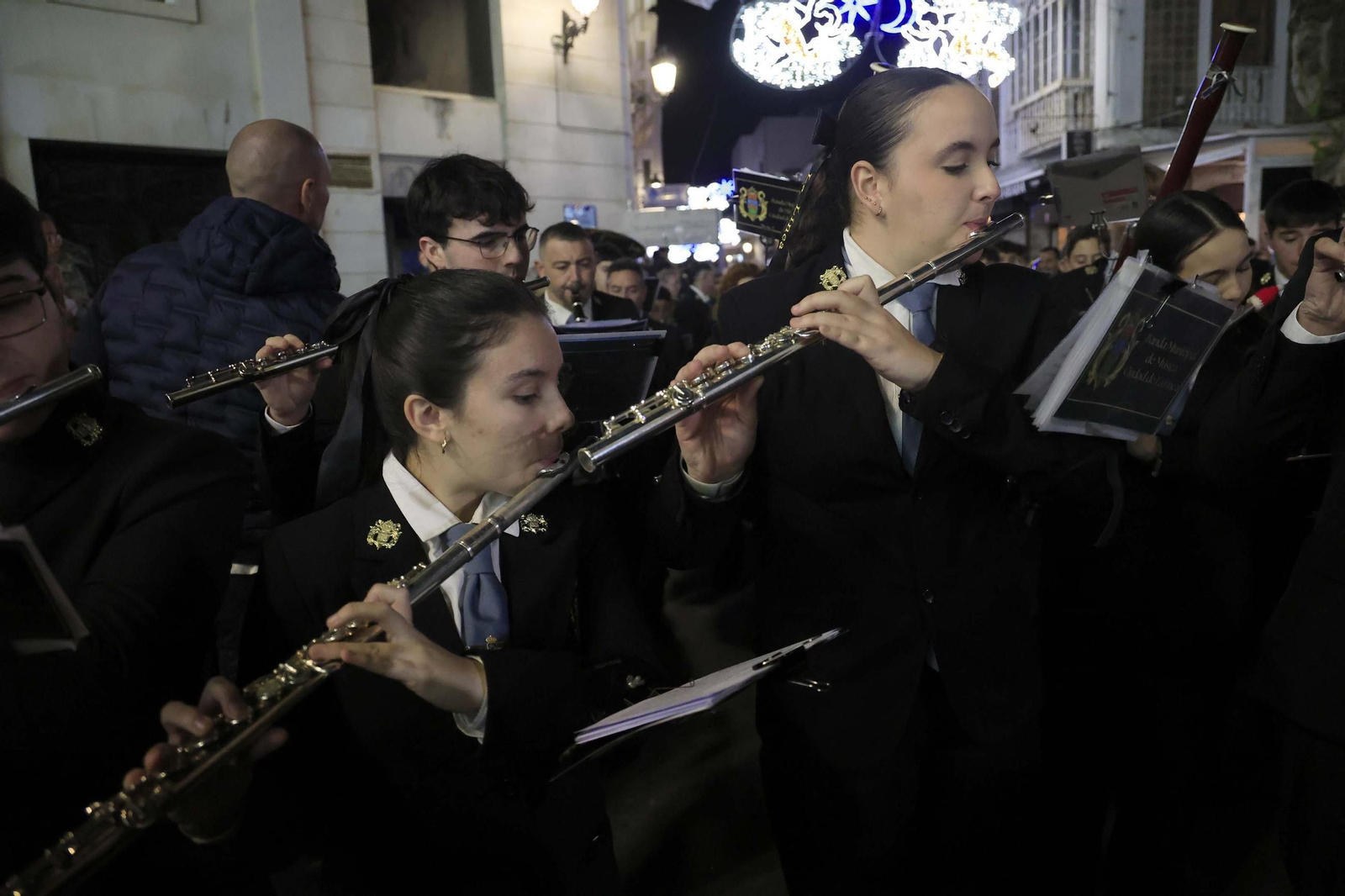 Fotos del encendido del alumbrado navideño en La Línea