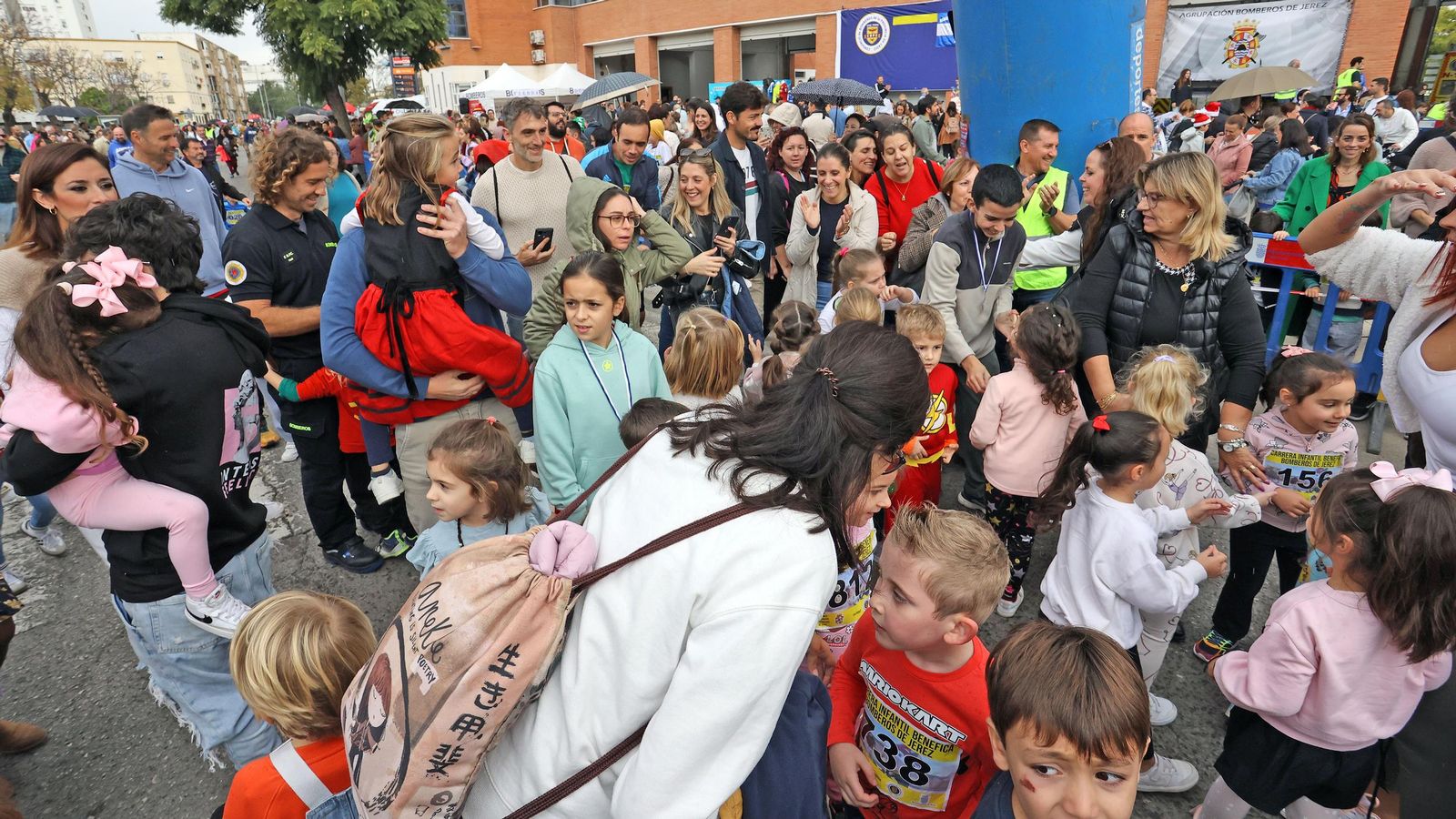 Búscate en la 4ª carrera infantil benéfica Bomberos de Jerez 2024