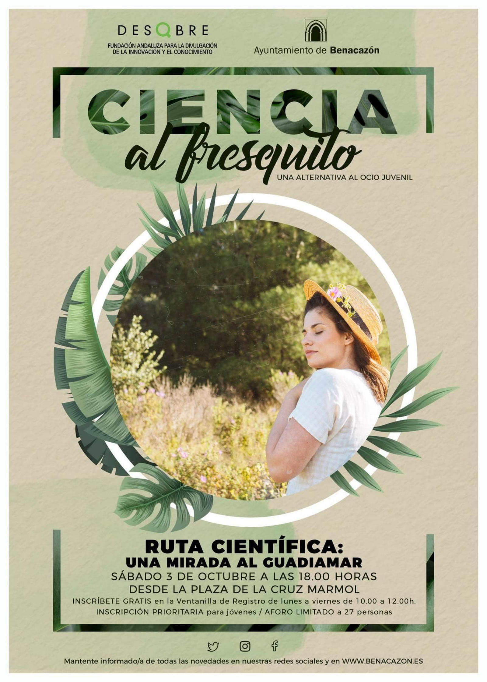 Cartel que anuncia 'Ciencia al fresquito' en Benacazón.
