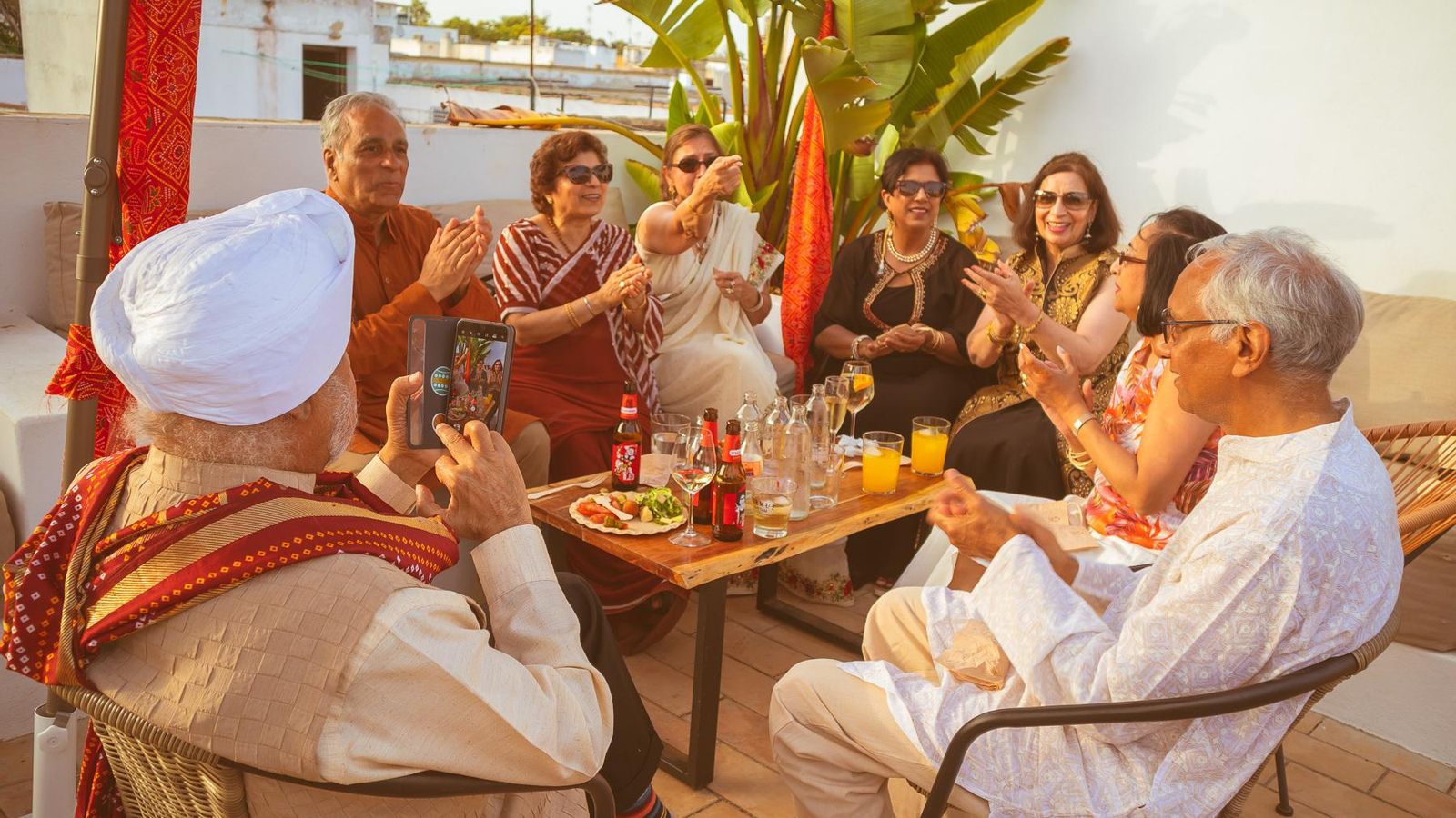 Huéspedes de Astuto Boutique durante una celebración.