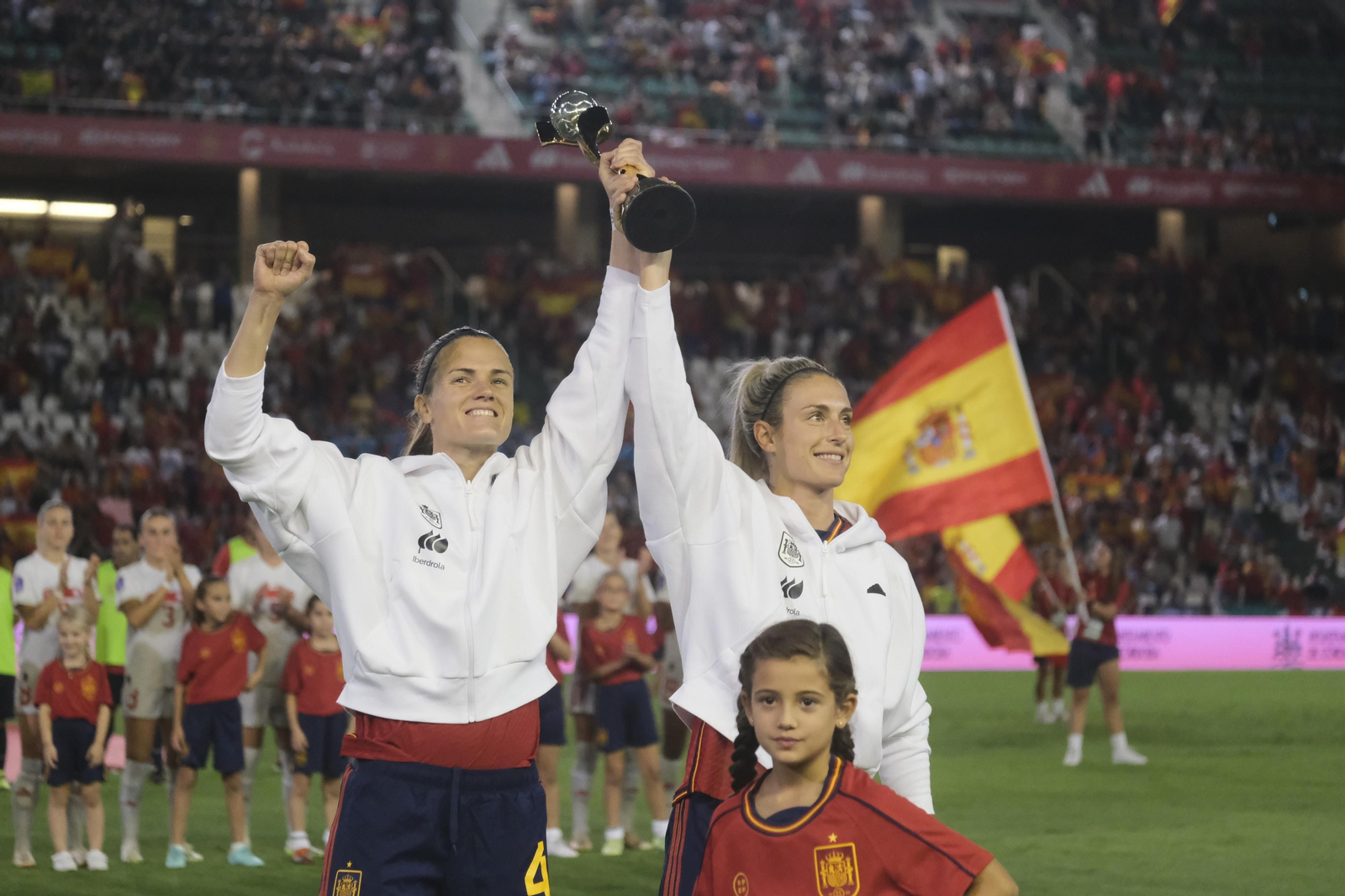 Las mejores fotos del ambiente en El Arcángel para el España - Suiza