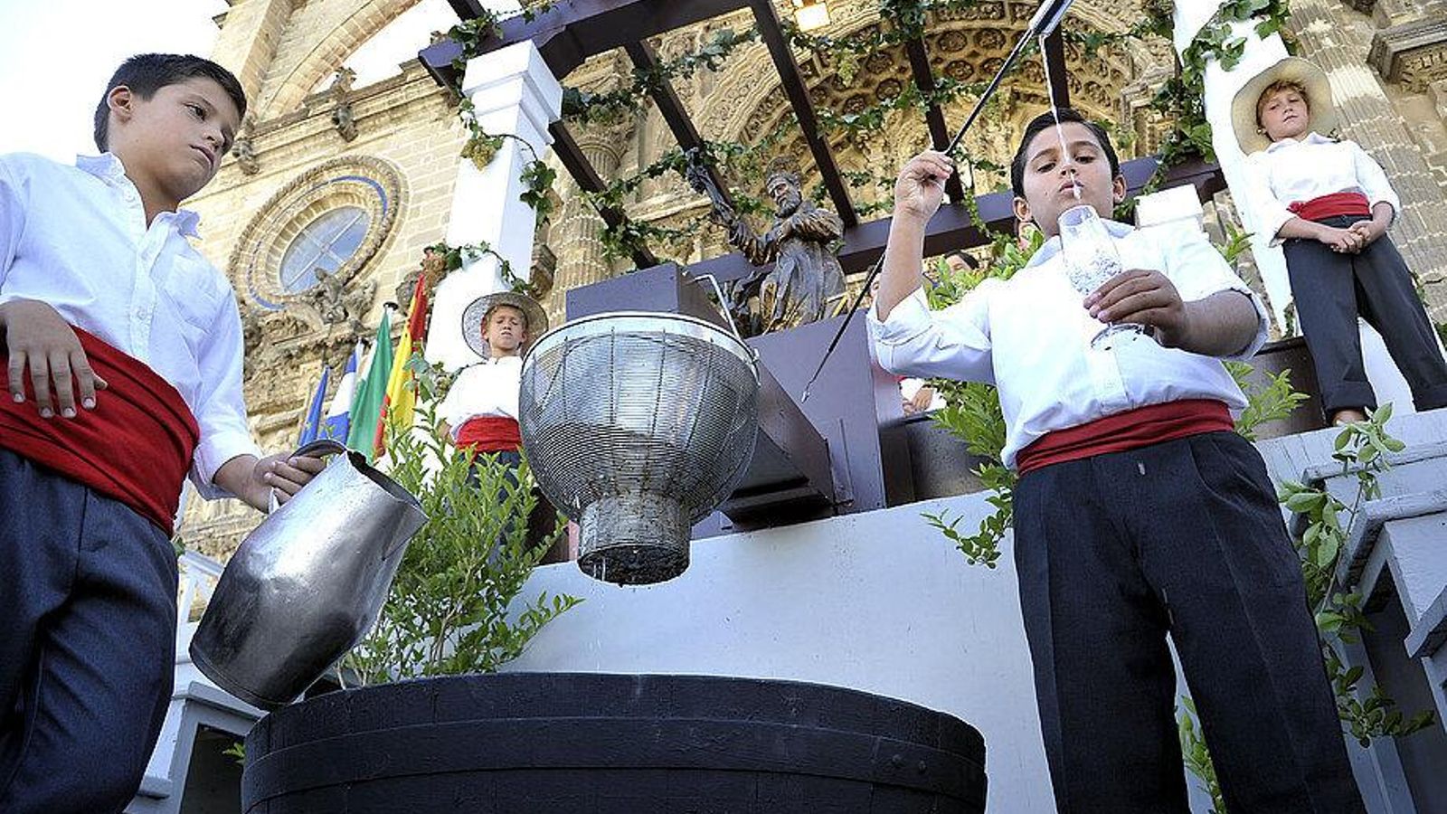 El taller infantil de venencia es una de las actividades de estas fiestas.