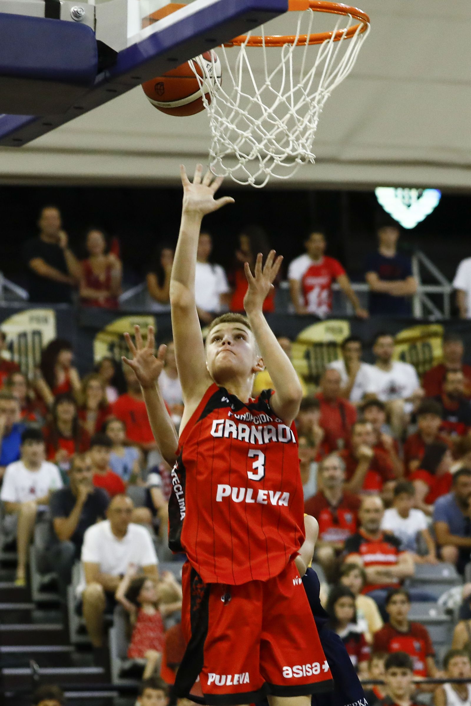 Encuéntrate en el partido de minibasket del Fundación CB Granada