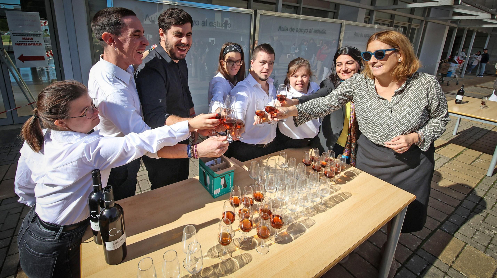 Búscate en el Brindis por el Día Mundial del Enoturismo en el Campus de Jerez