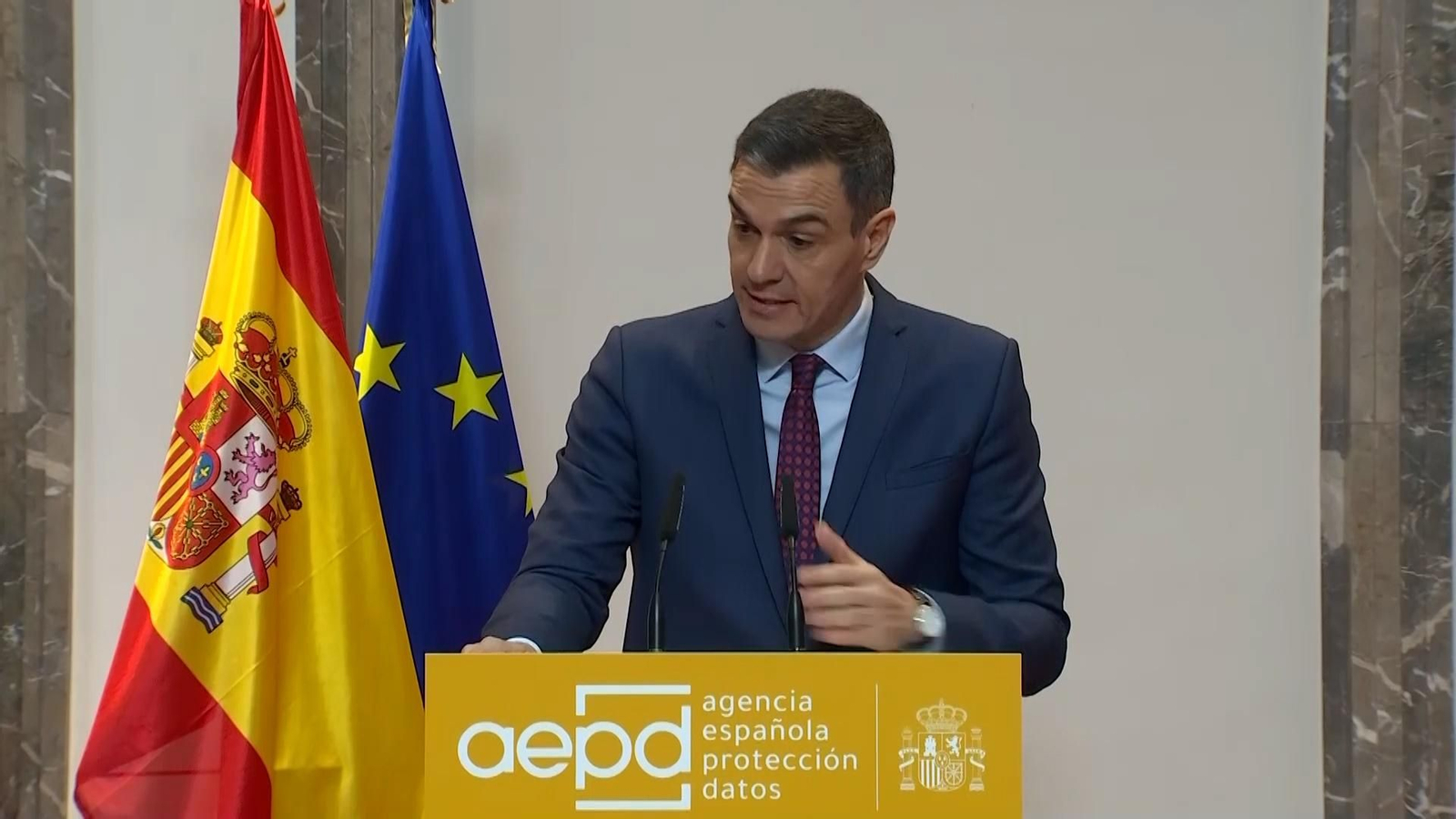 Sánchez creará un Comité de Expertos para generar un entorno digital seguro