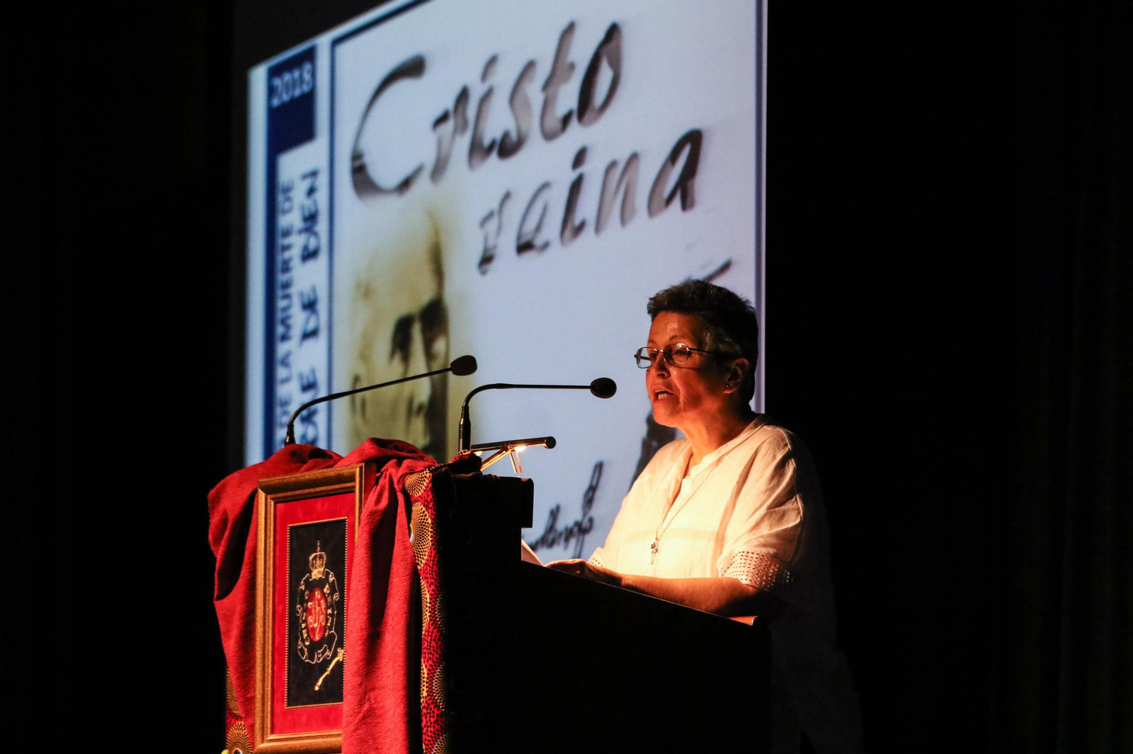 La comunidad Cristo Rey organizó un acto en honor al centenario de la muerte de su fundador.