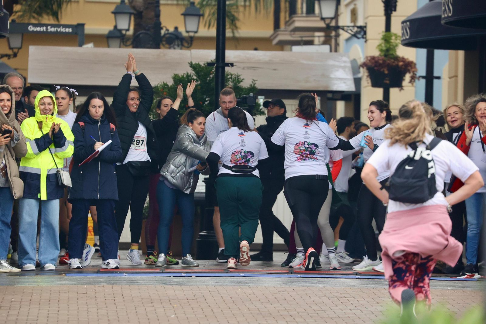 La Carrera por el Día Internacional de la Mujer en Málaga, en fotos