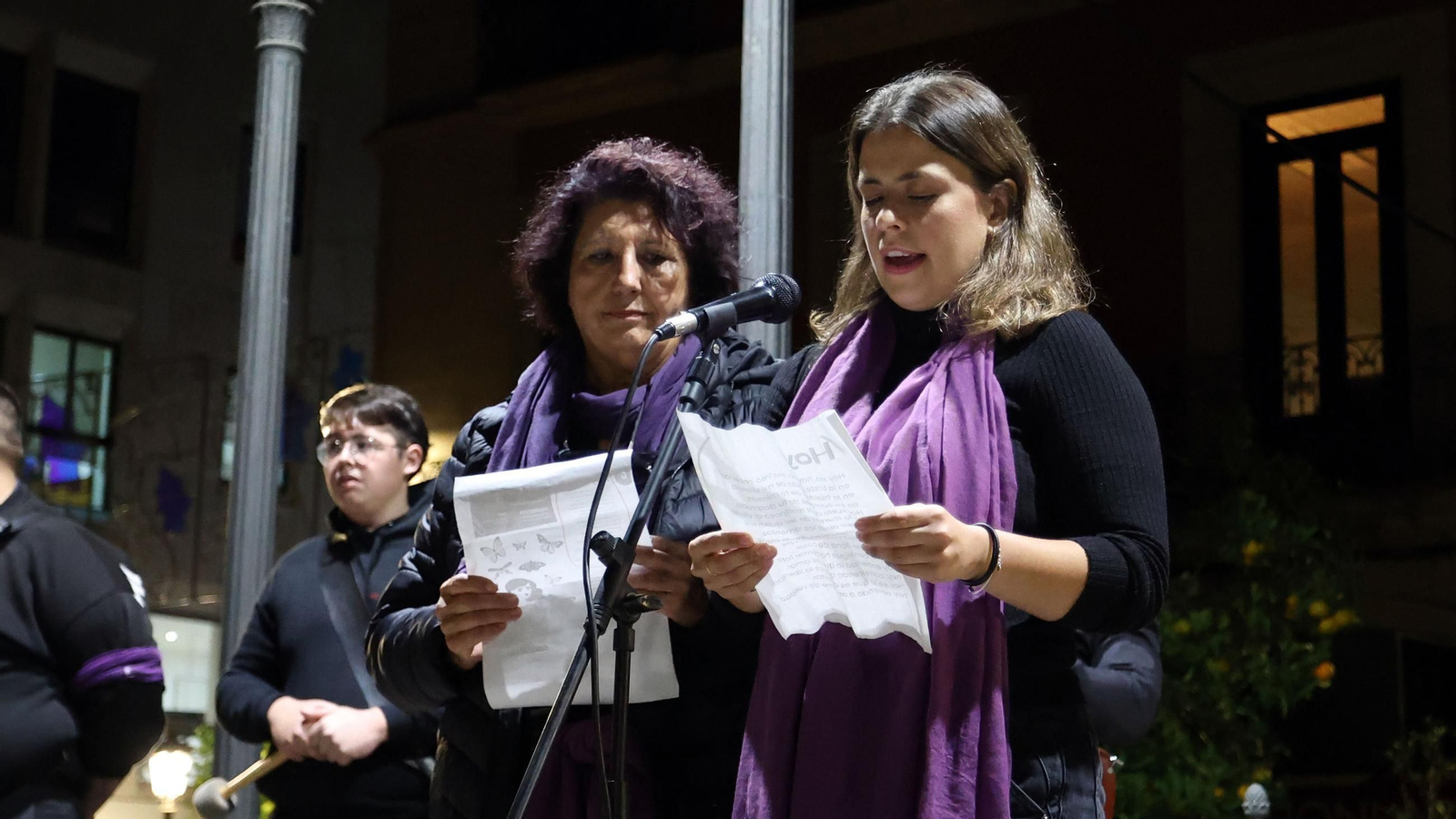 Imágenes de la manifestación del 25N 2024 en Jerez