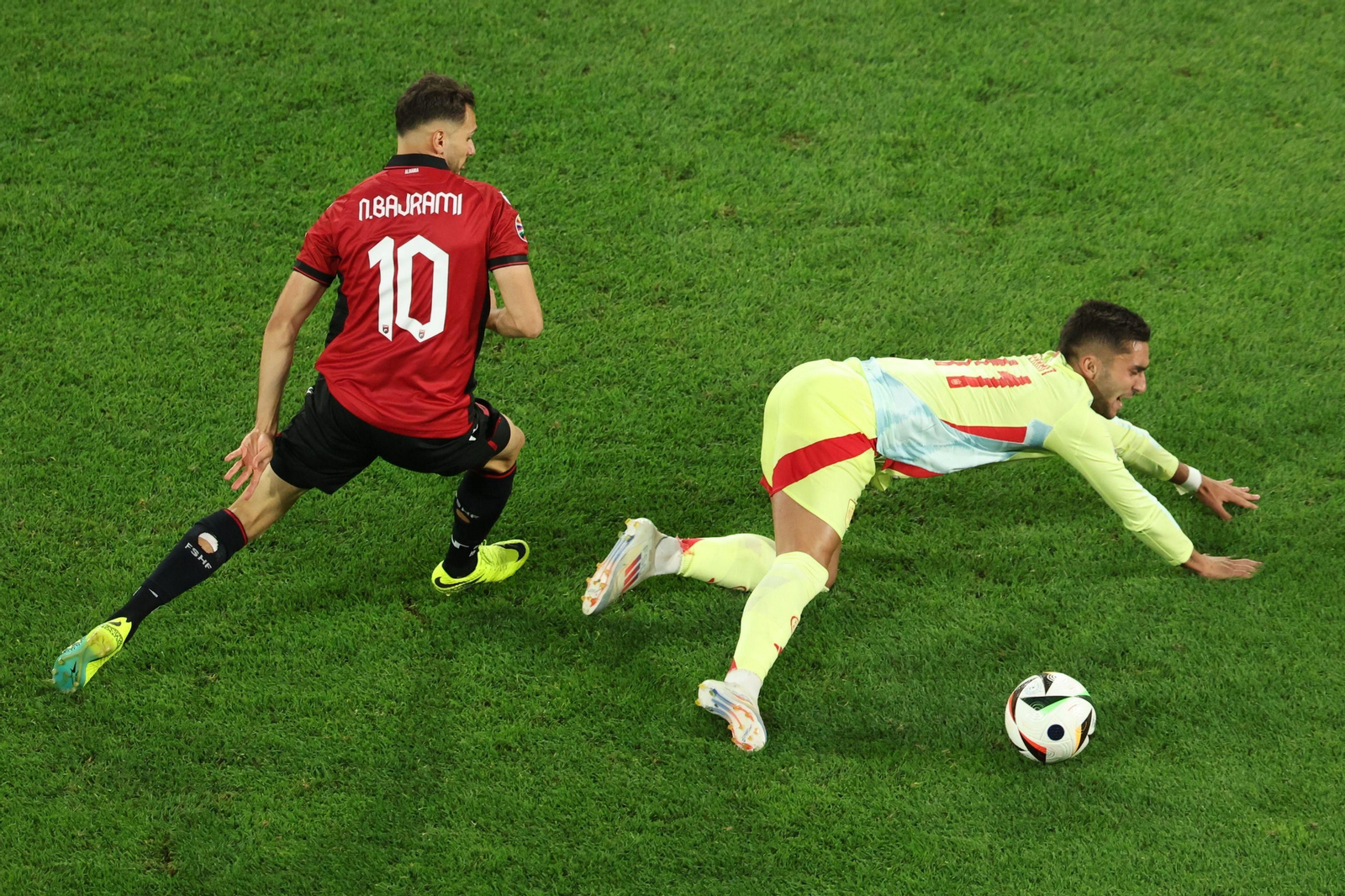 Las fotos del Albania - España